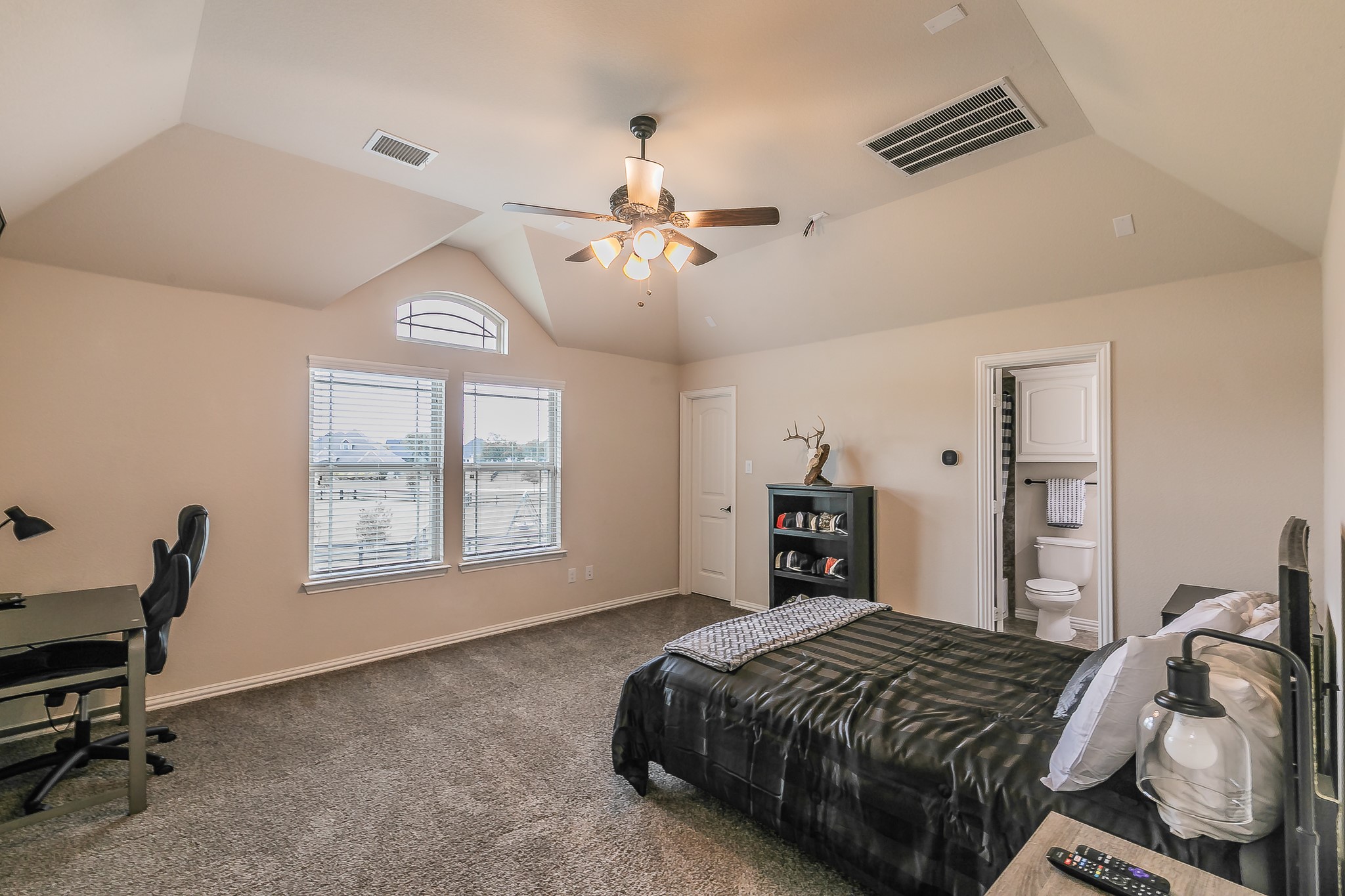 2801 Prairie View Drive