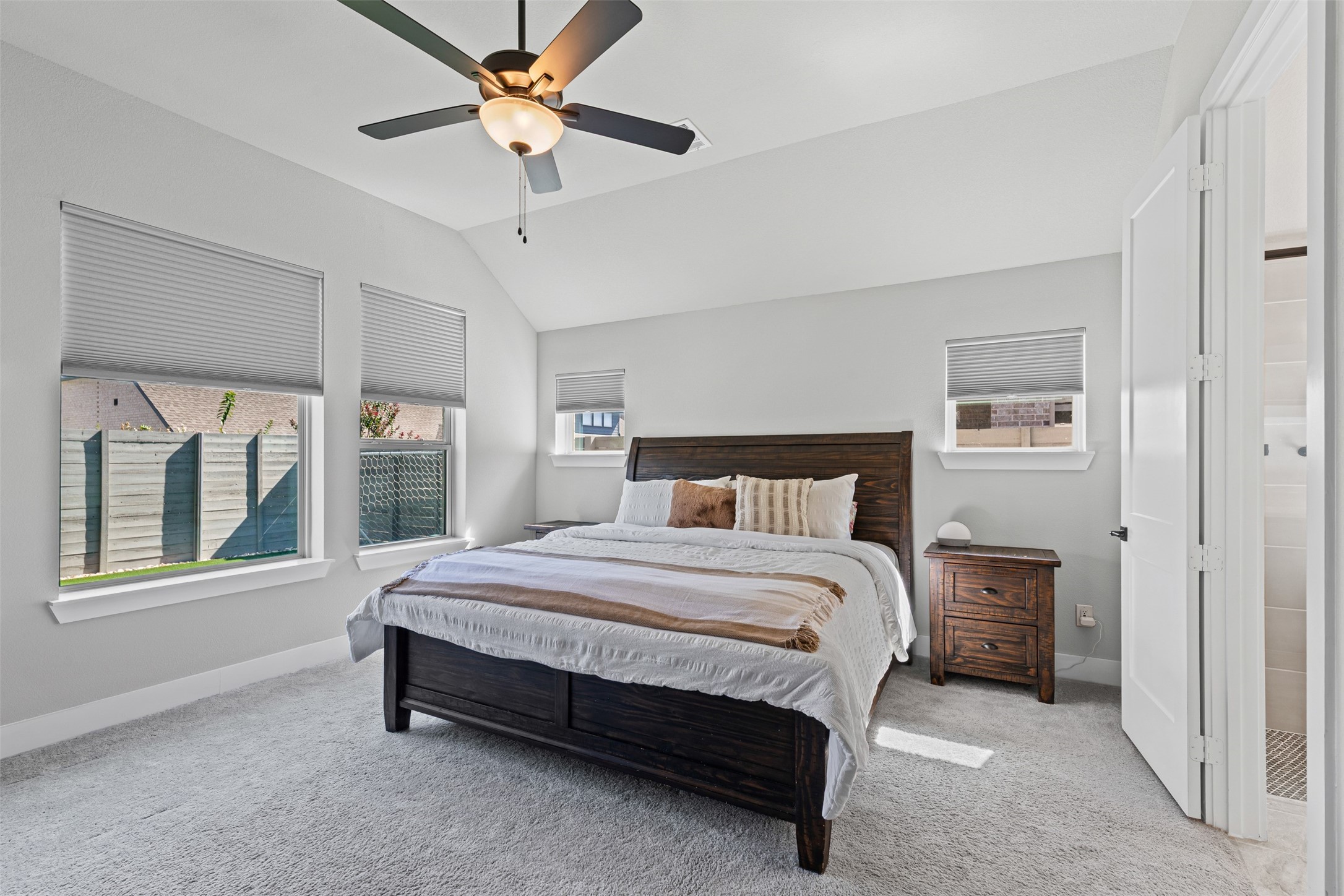 1116 Grassy Lane