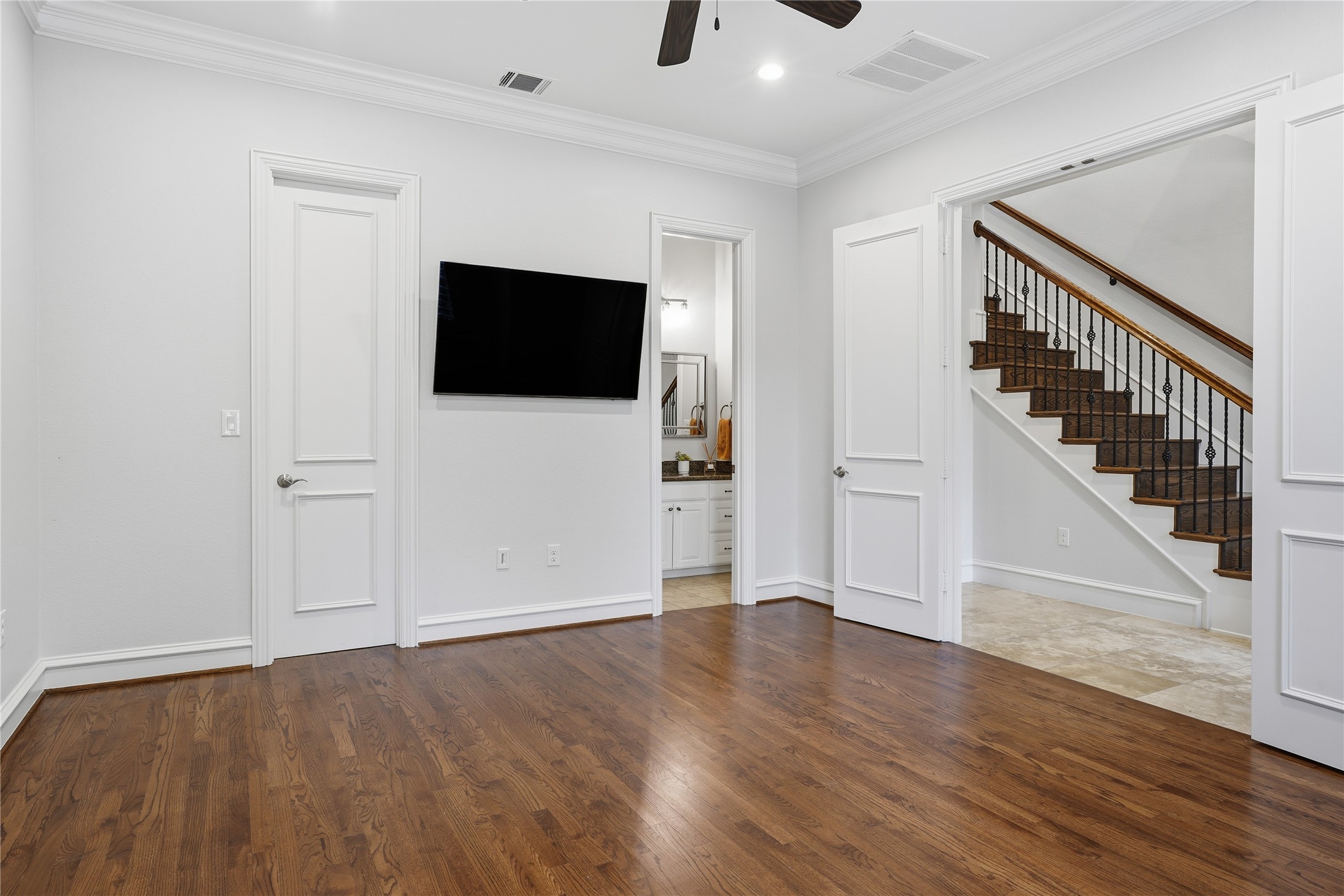 1591 Main Street