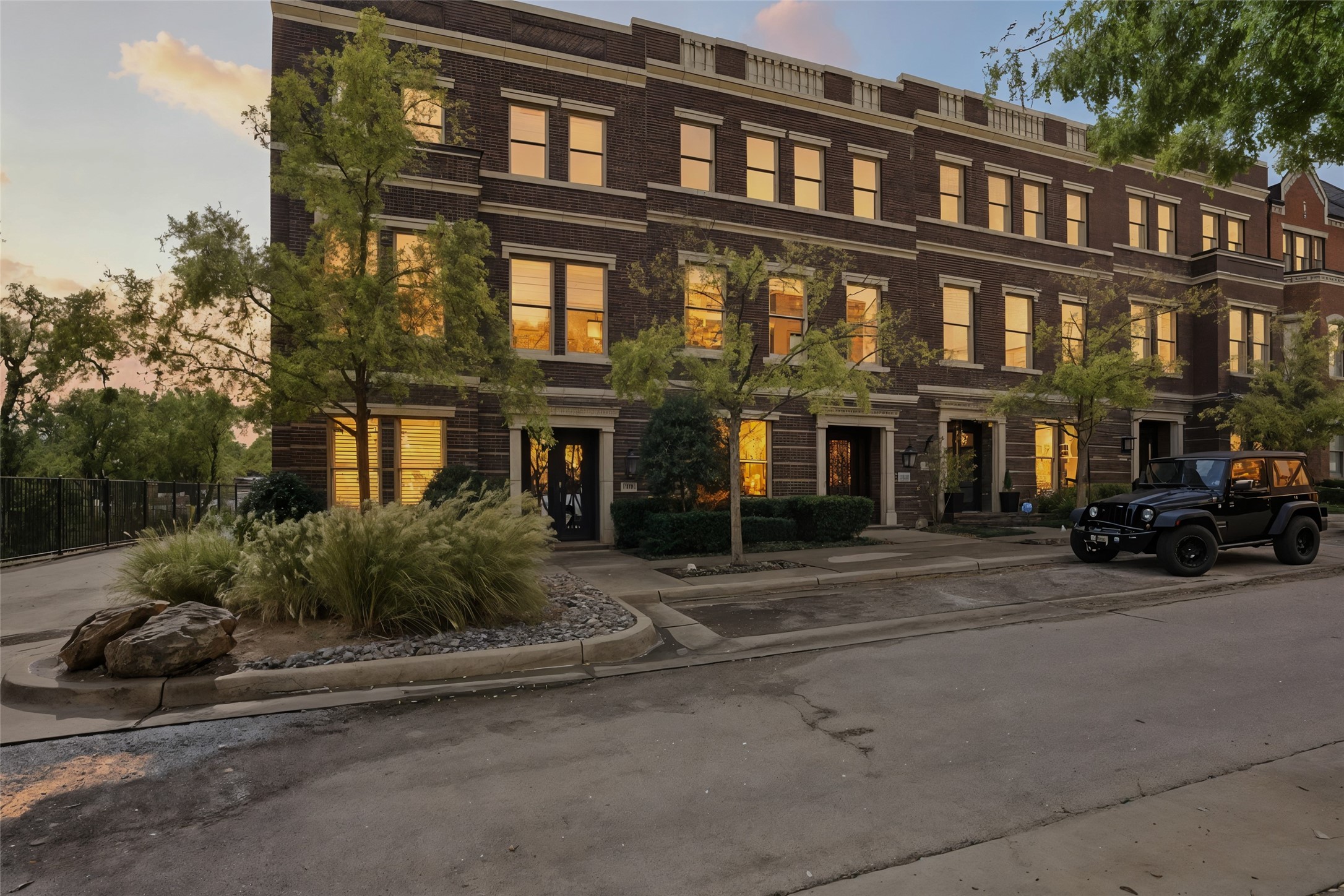 1591 Main Street