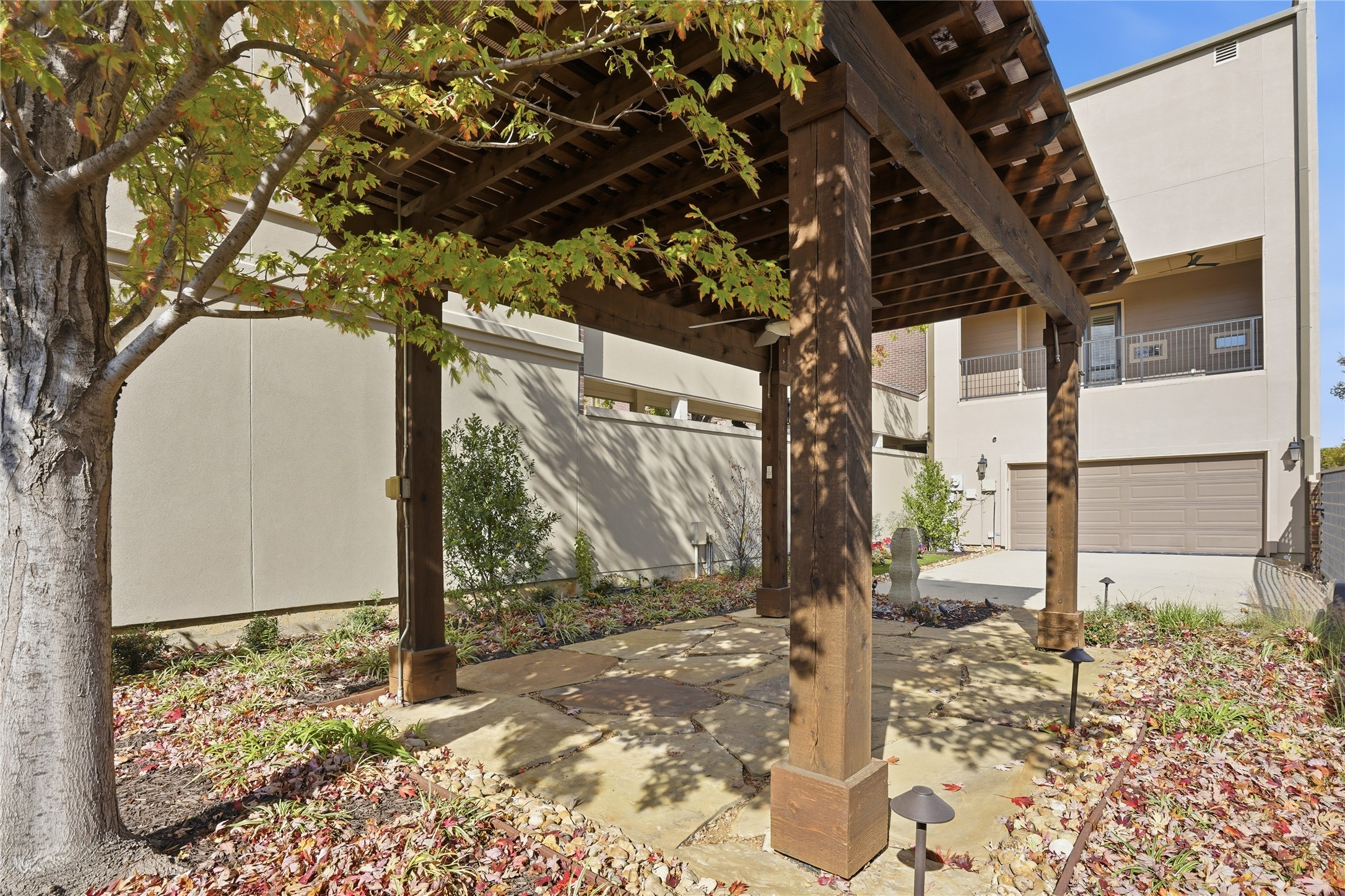 1591 Main Street