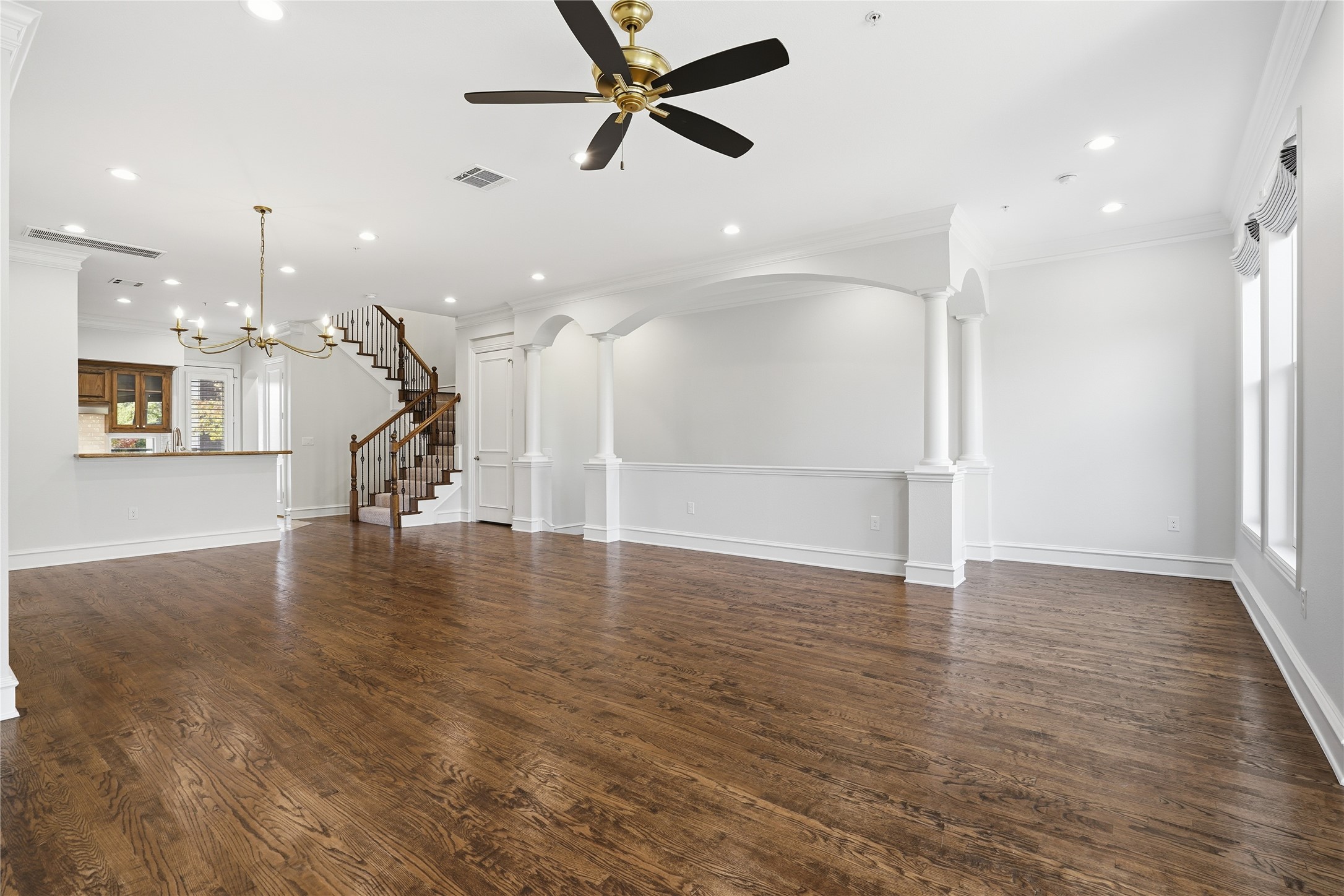 1591 Main Street