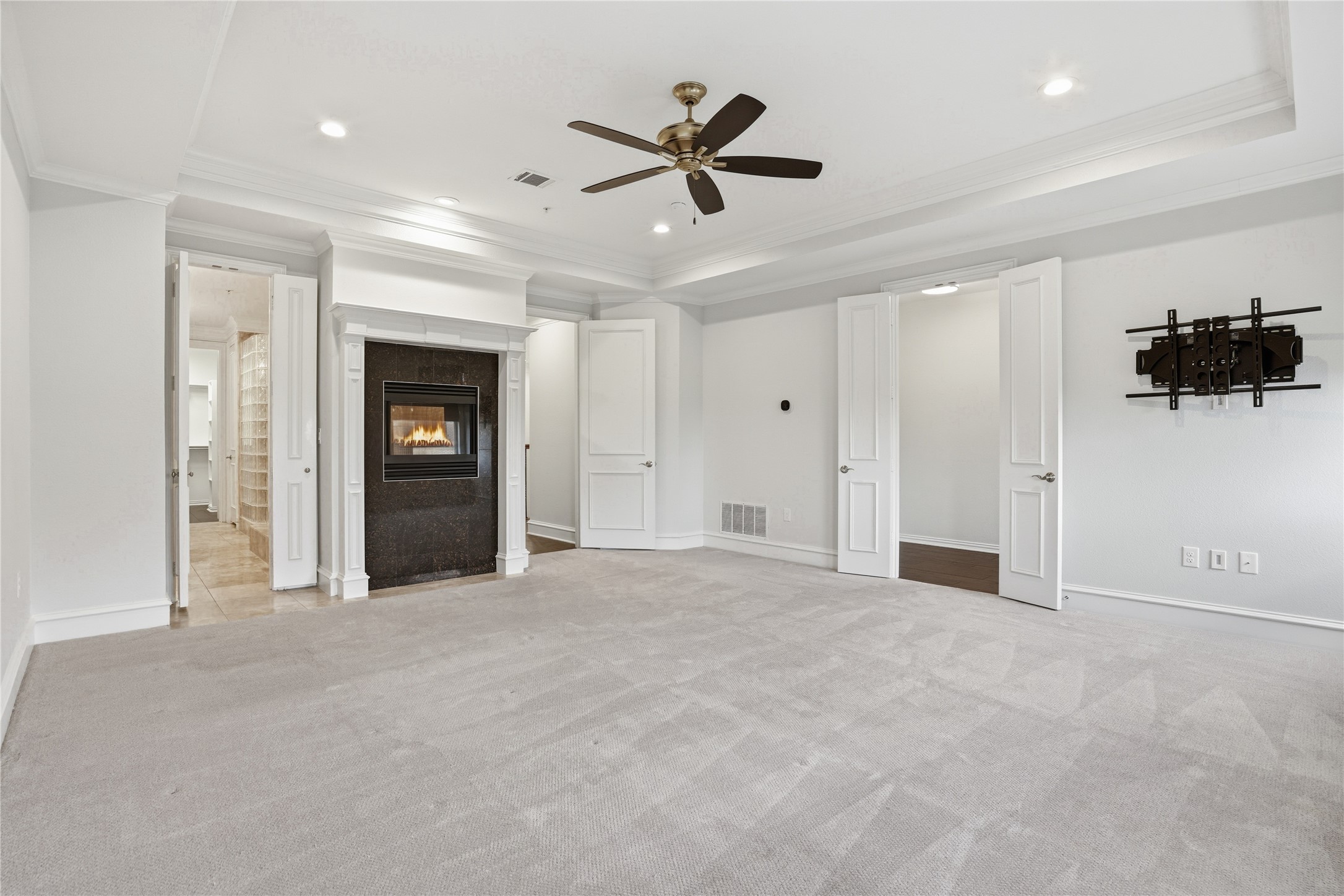 1591 Main Street