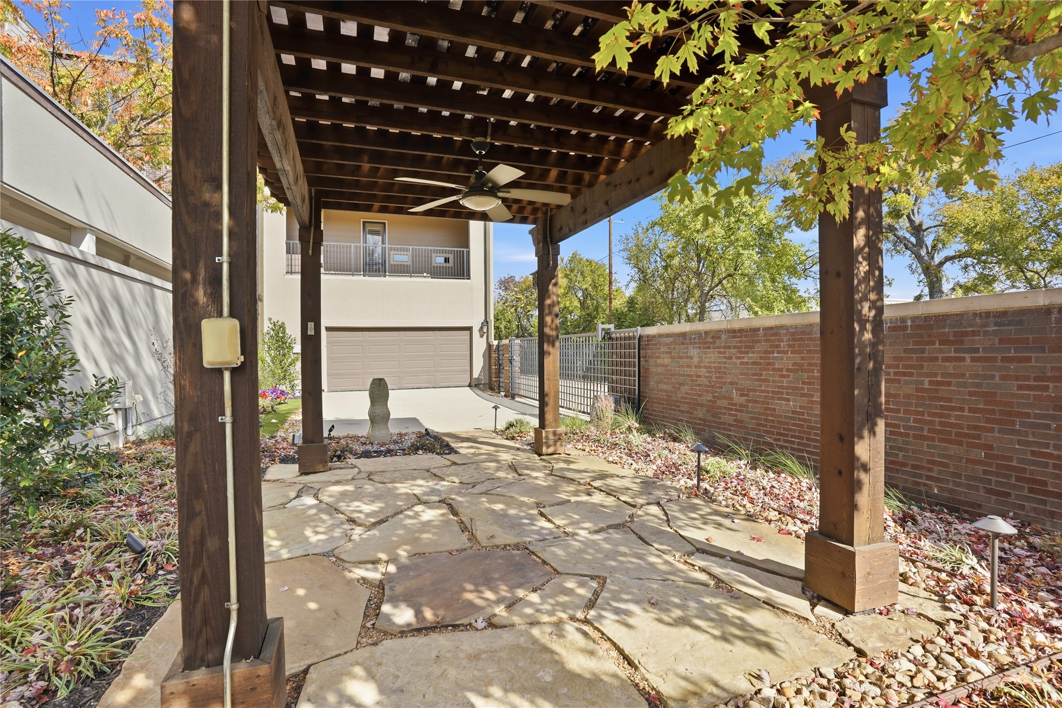 1591 Main Street