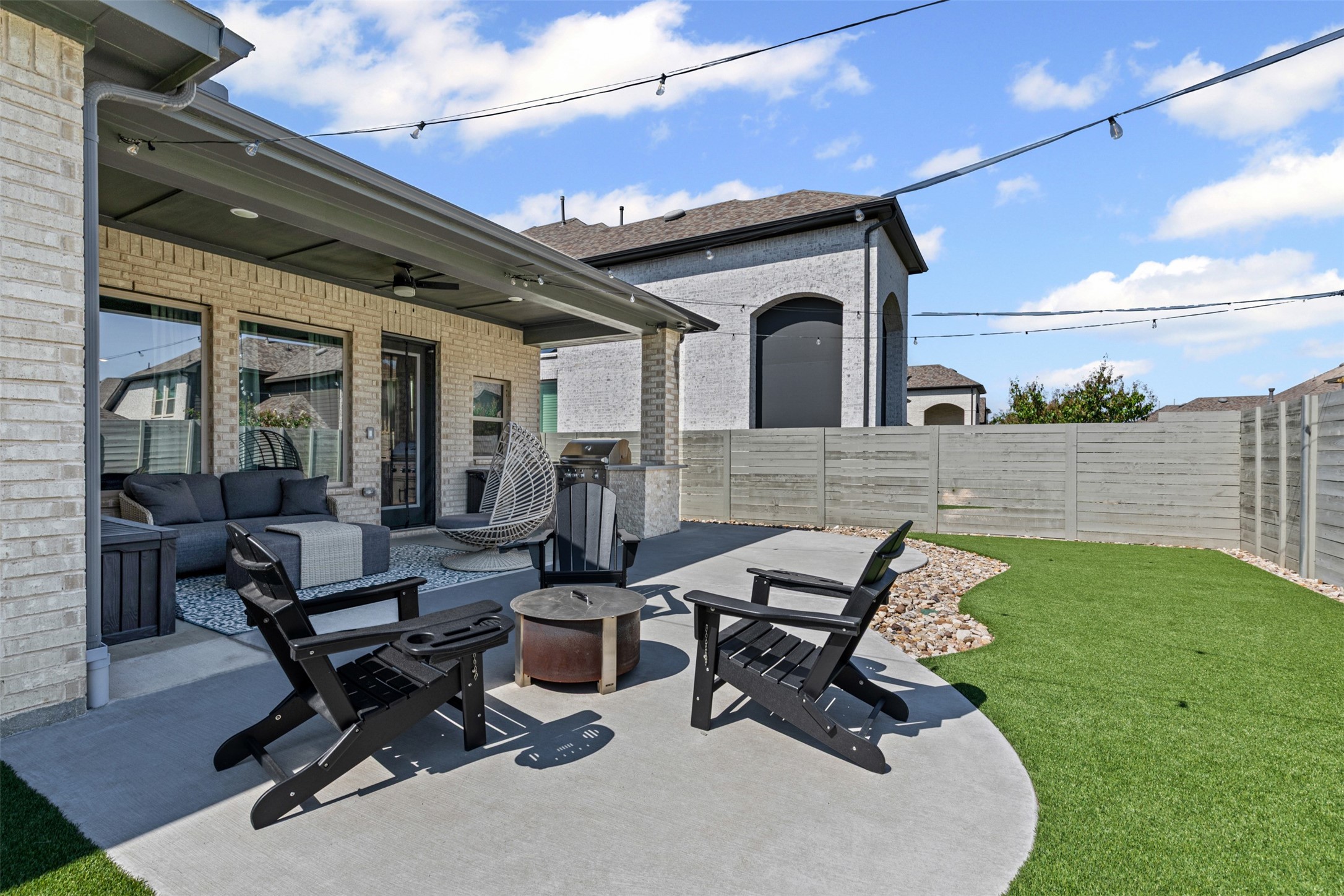 1116 Grassy Lane