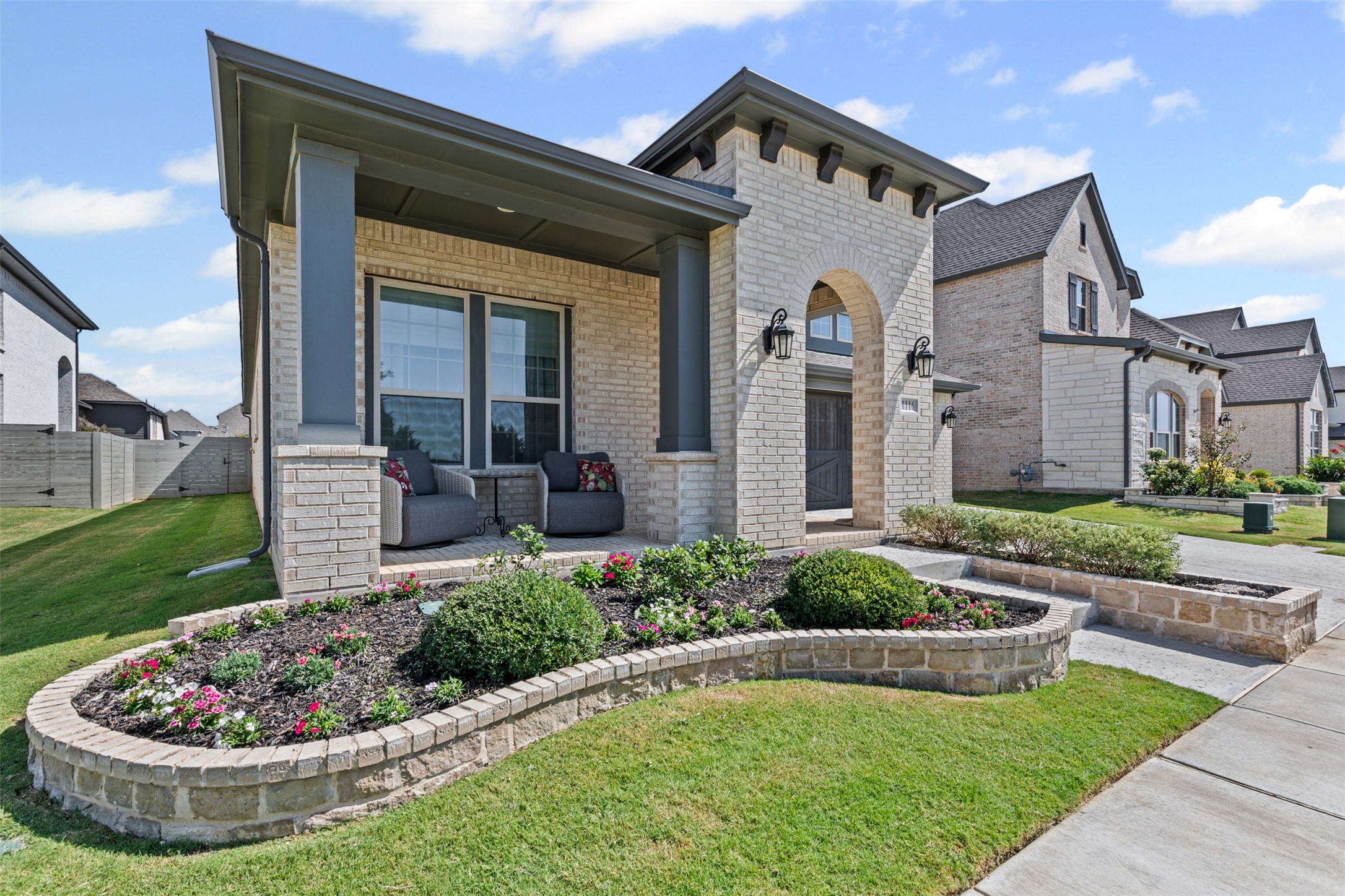 1116 Grassy Lane