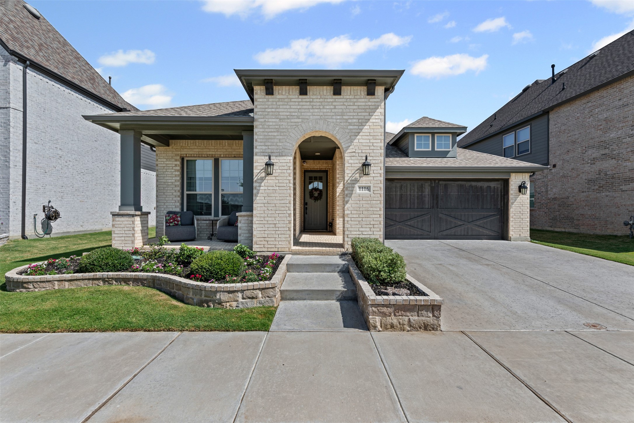 1116 Grassy Lane