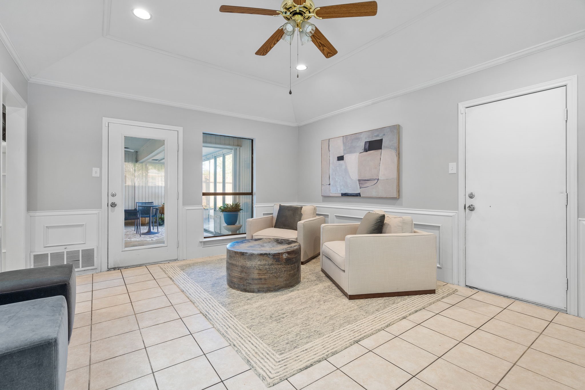 2901 Flamingo Circle