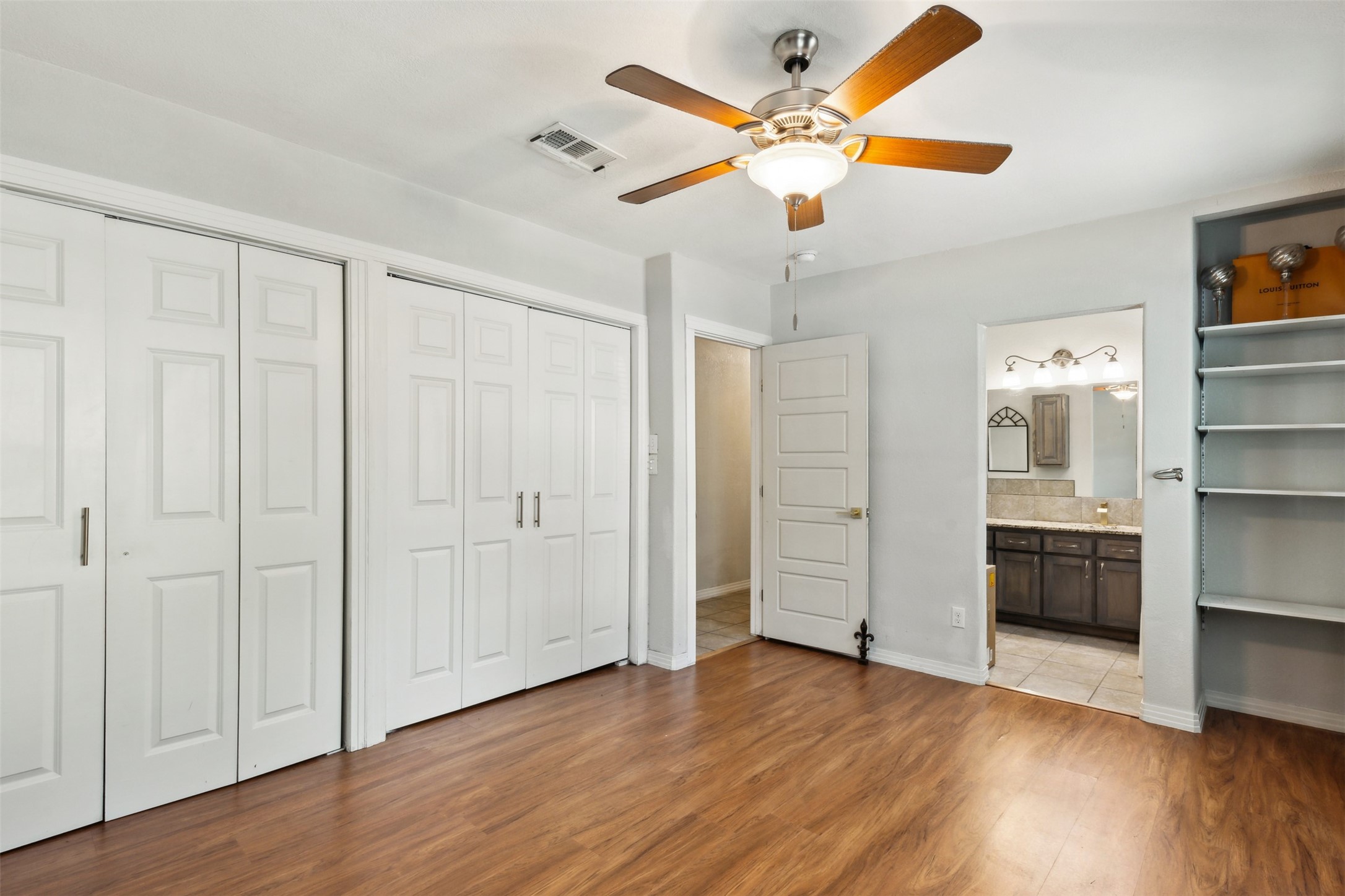 4113 Valentine Street