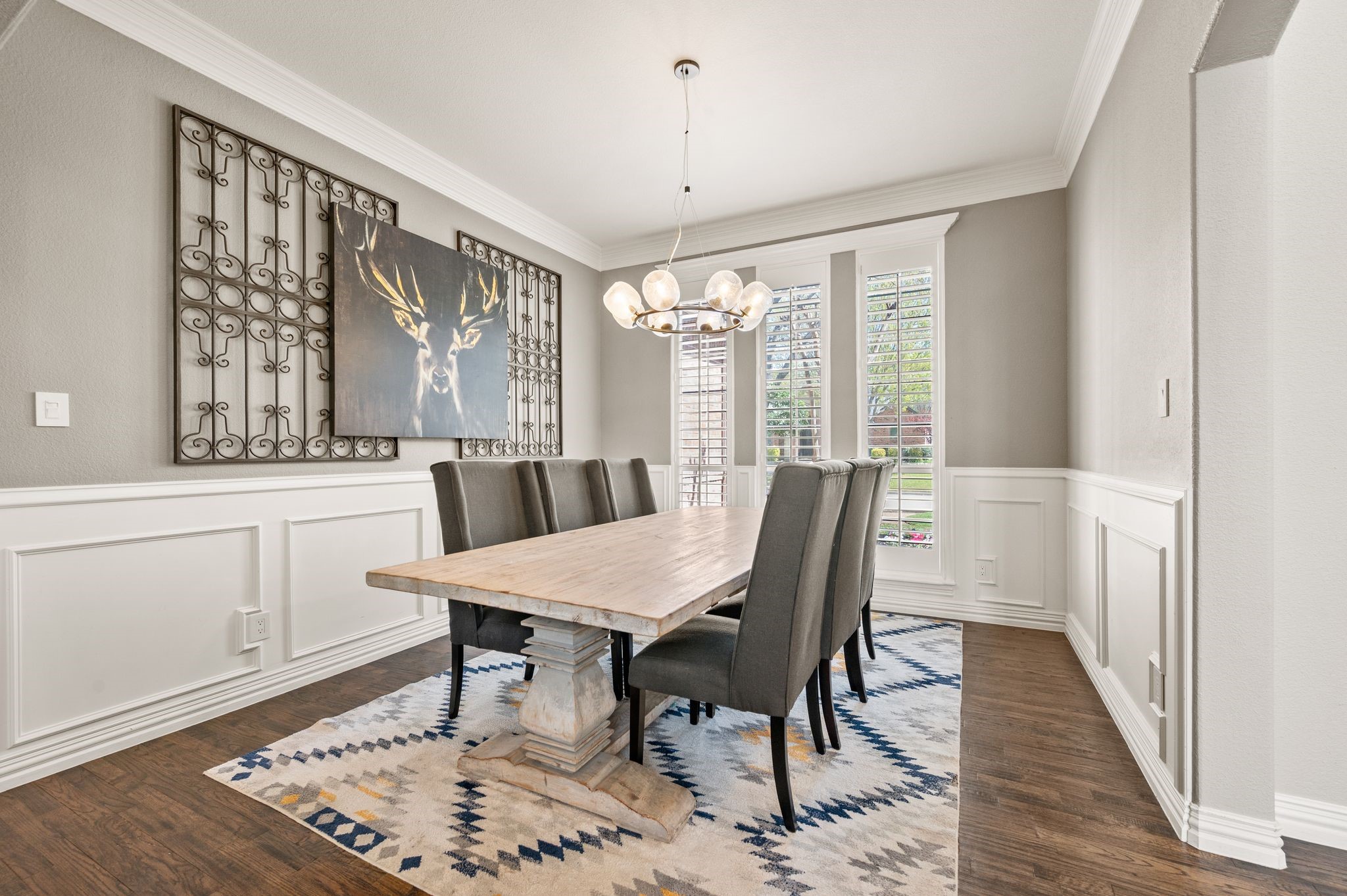 712 Manchester Court