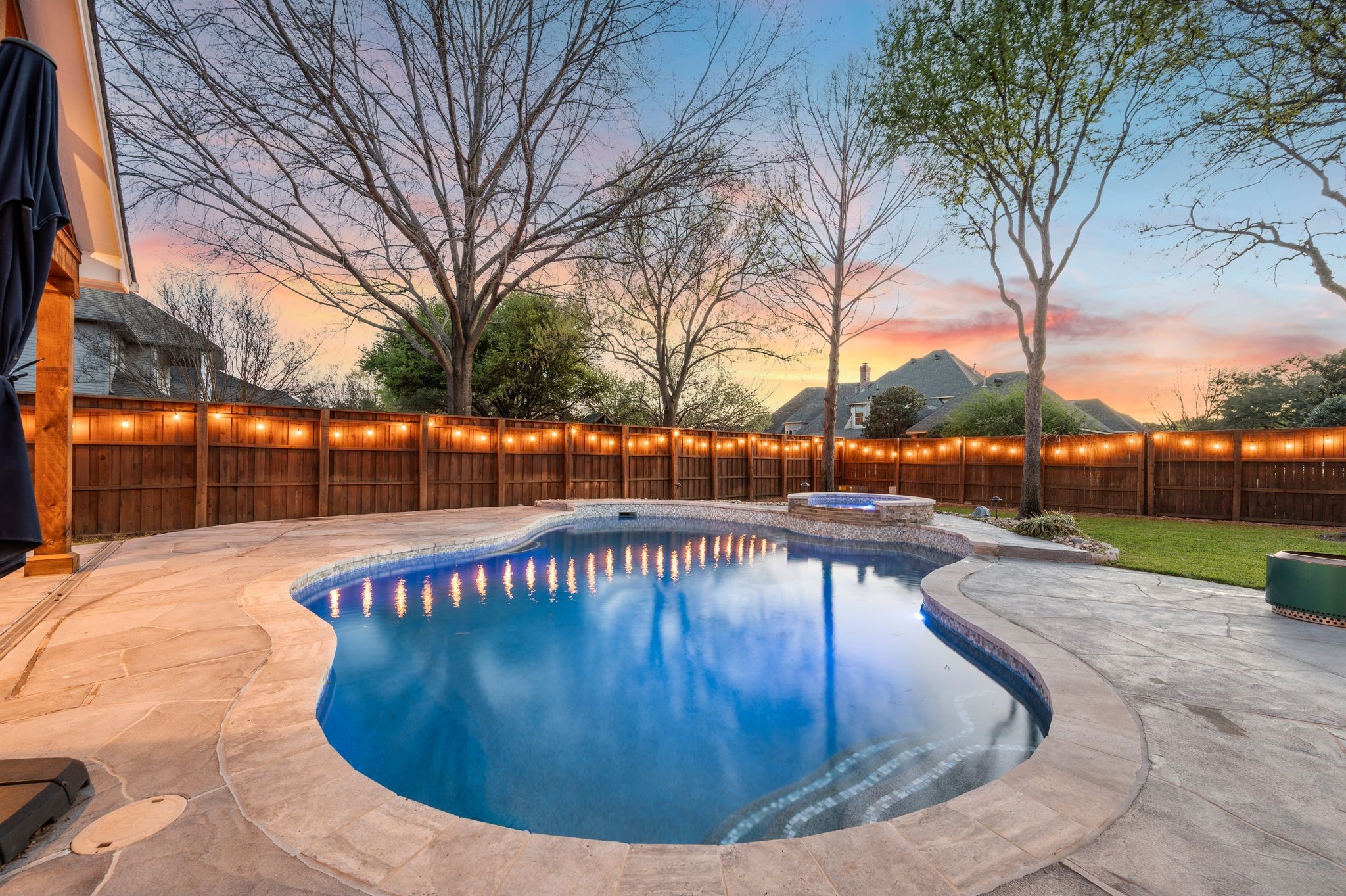 712 Manchester Court