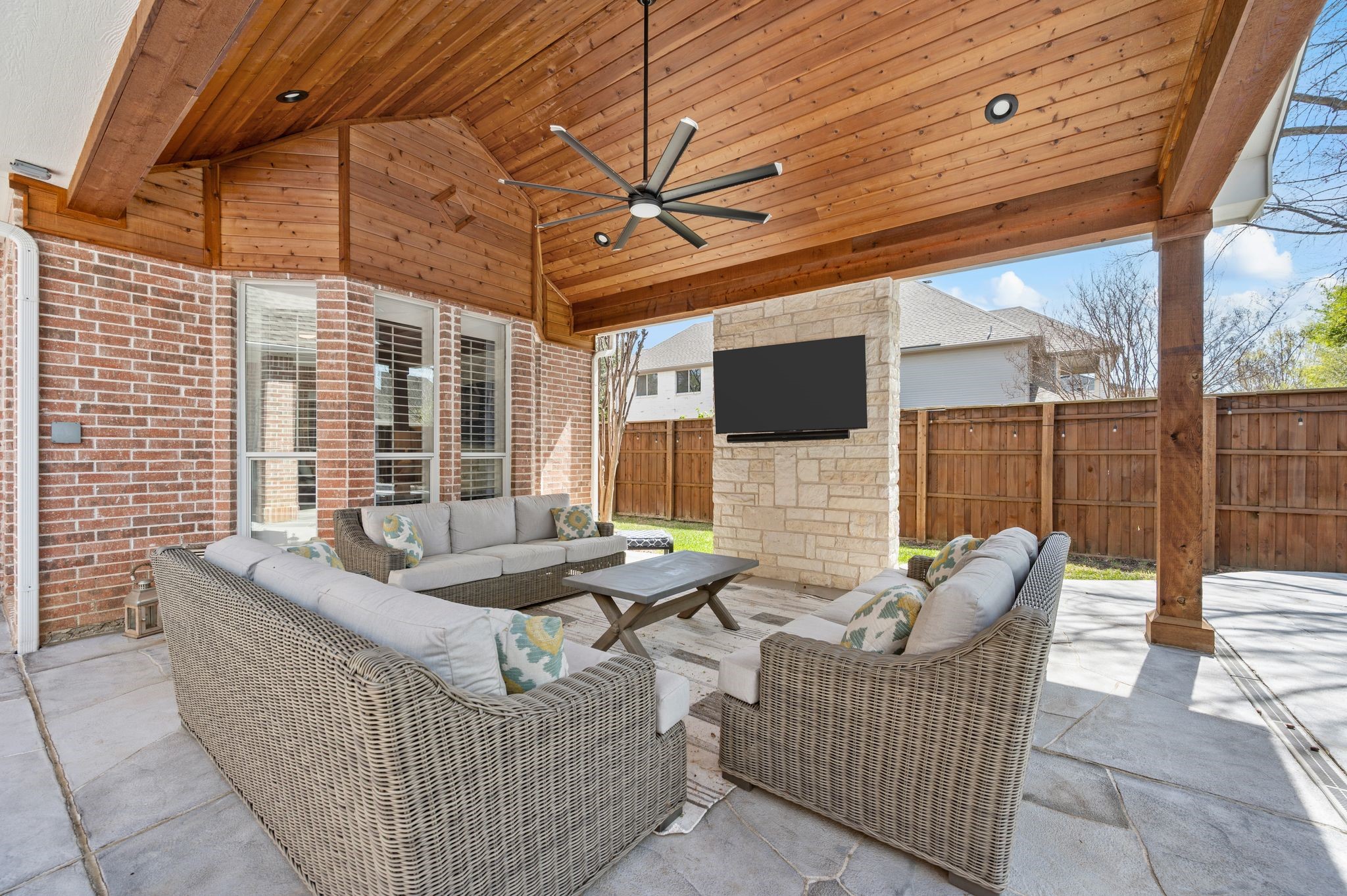 712 Manchester Court