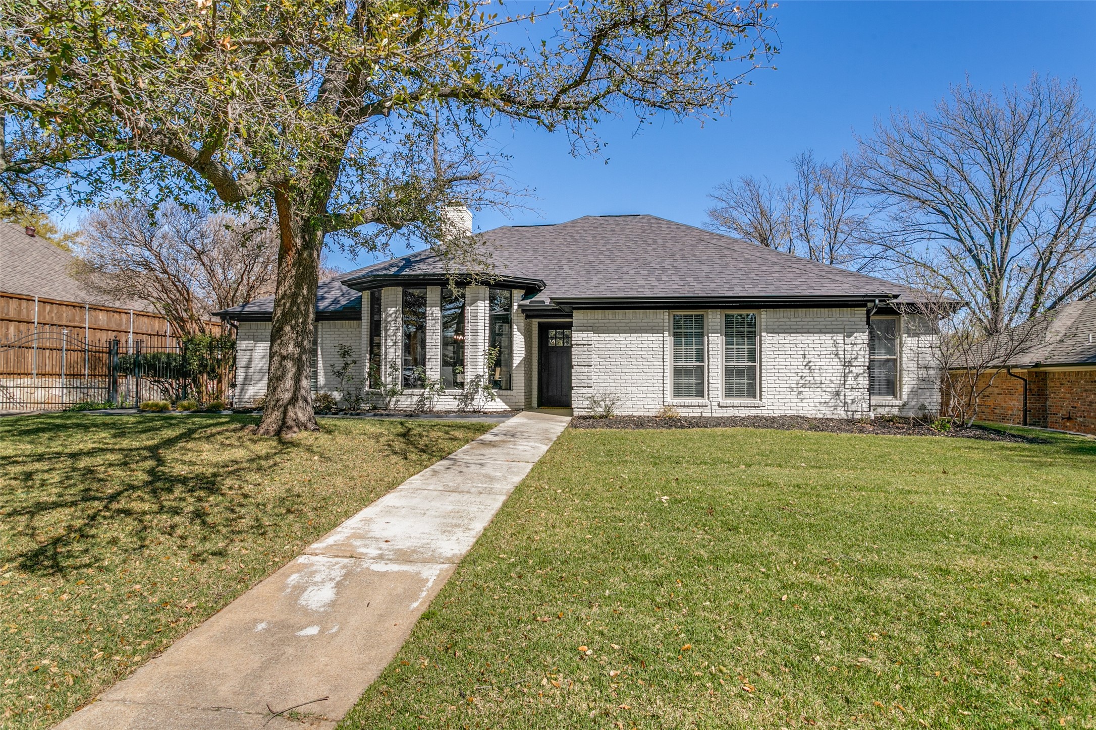 2924 Scenic Drive
