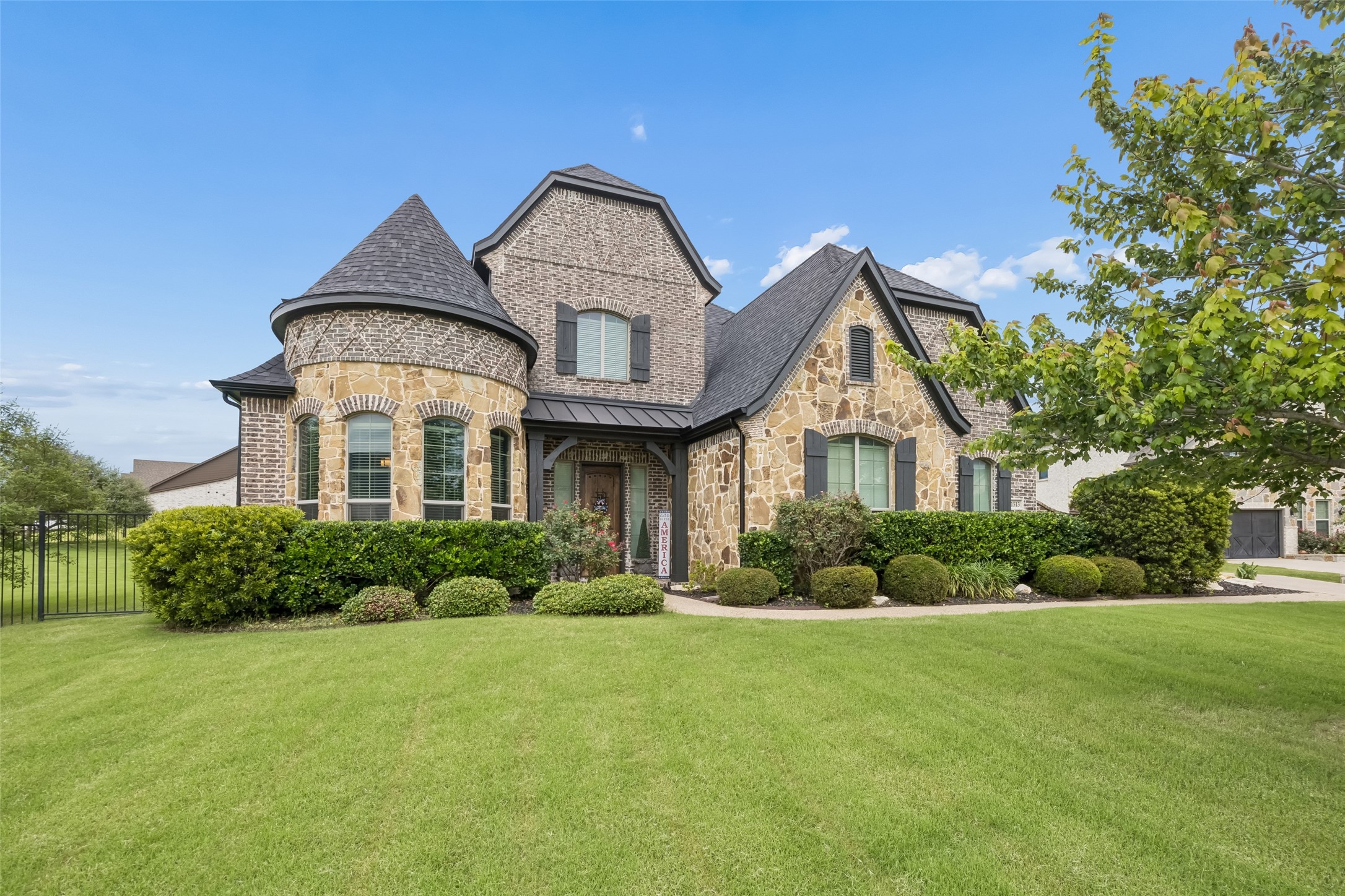 1513 Bearpath Way