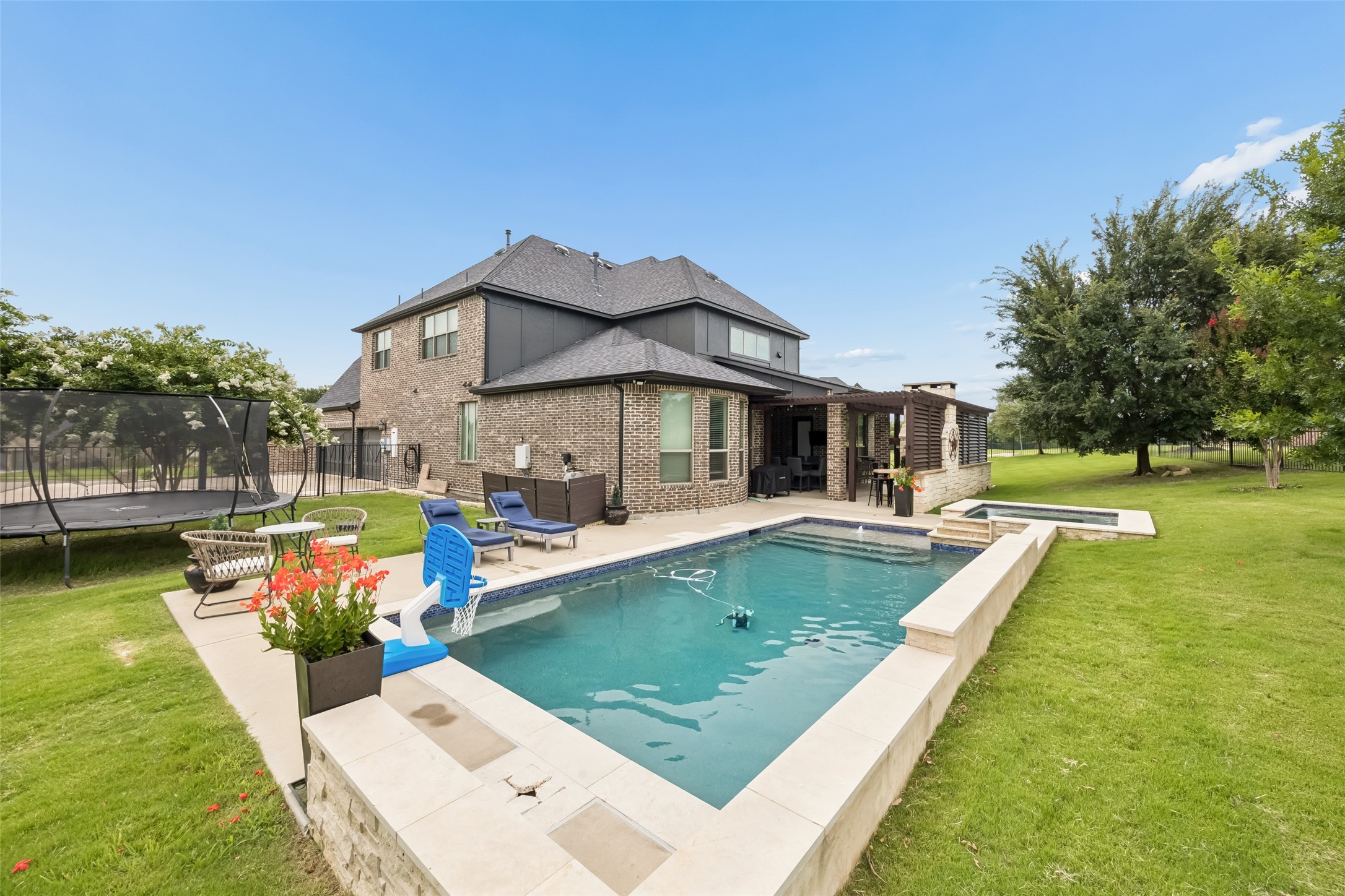 1513 Bearpath Way