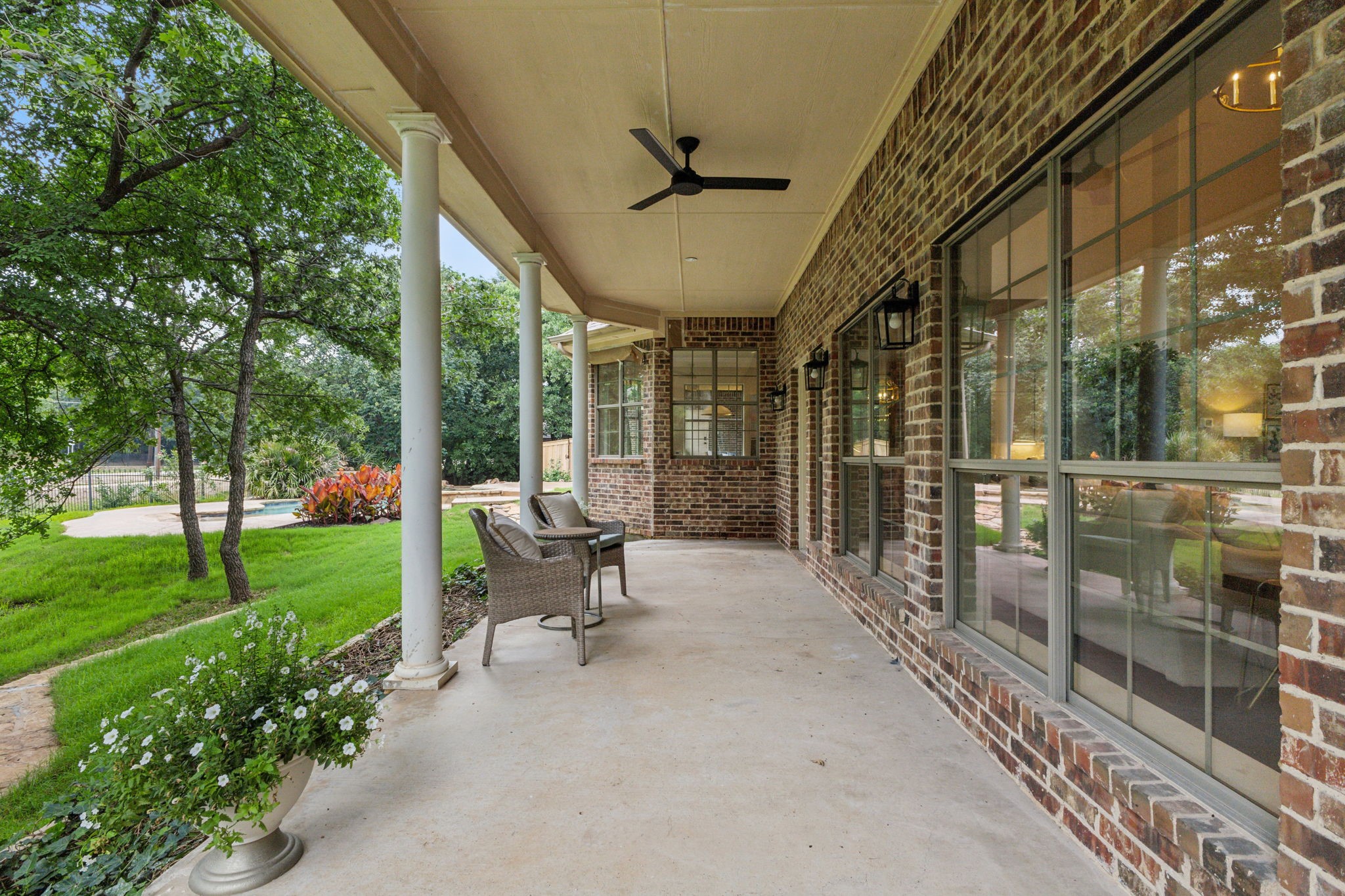549 Round Hollow Lane