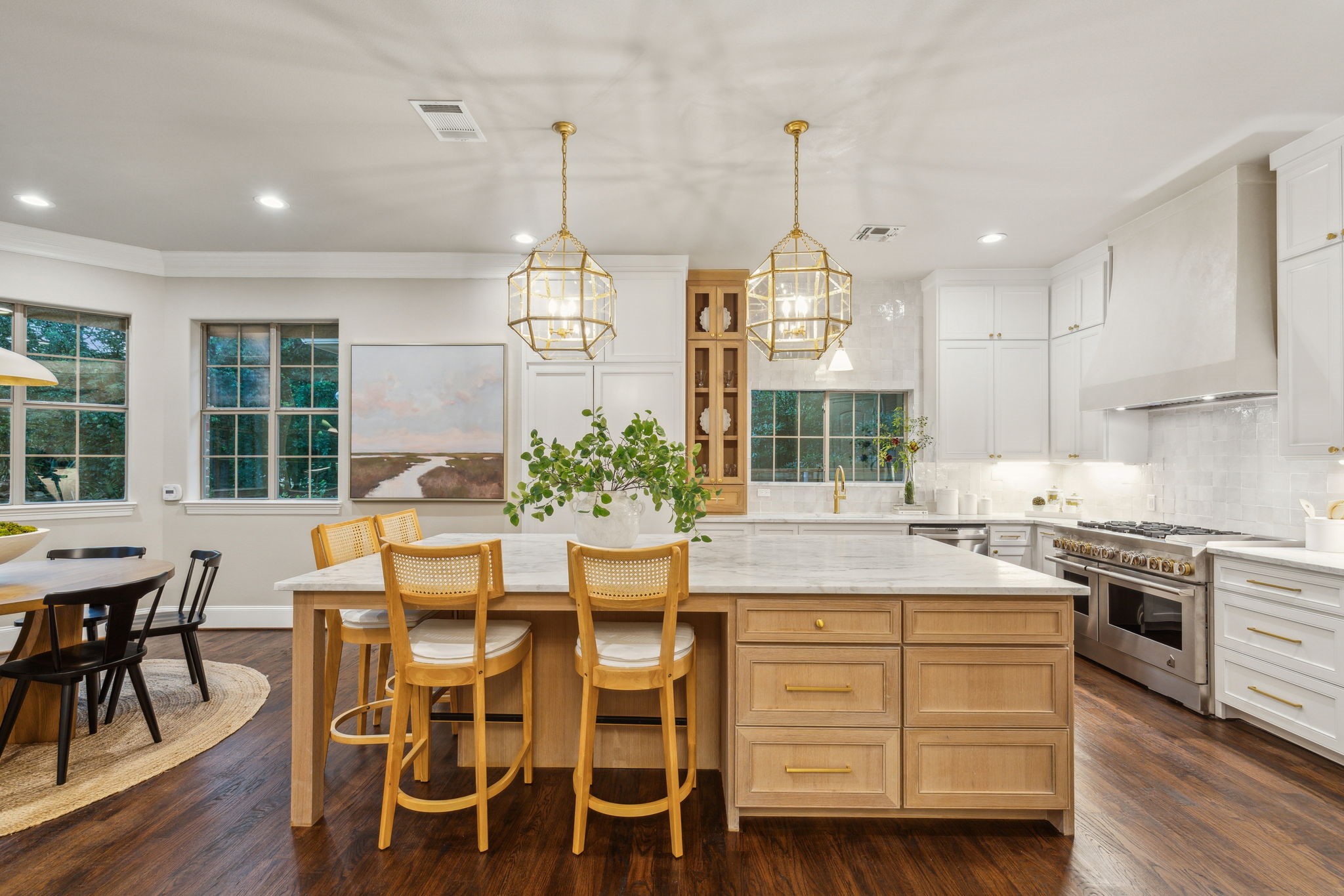 549 Round Hollow Lane