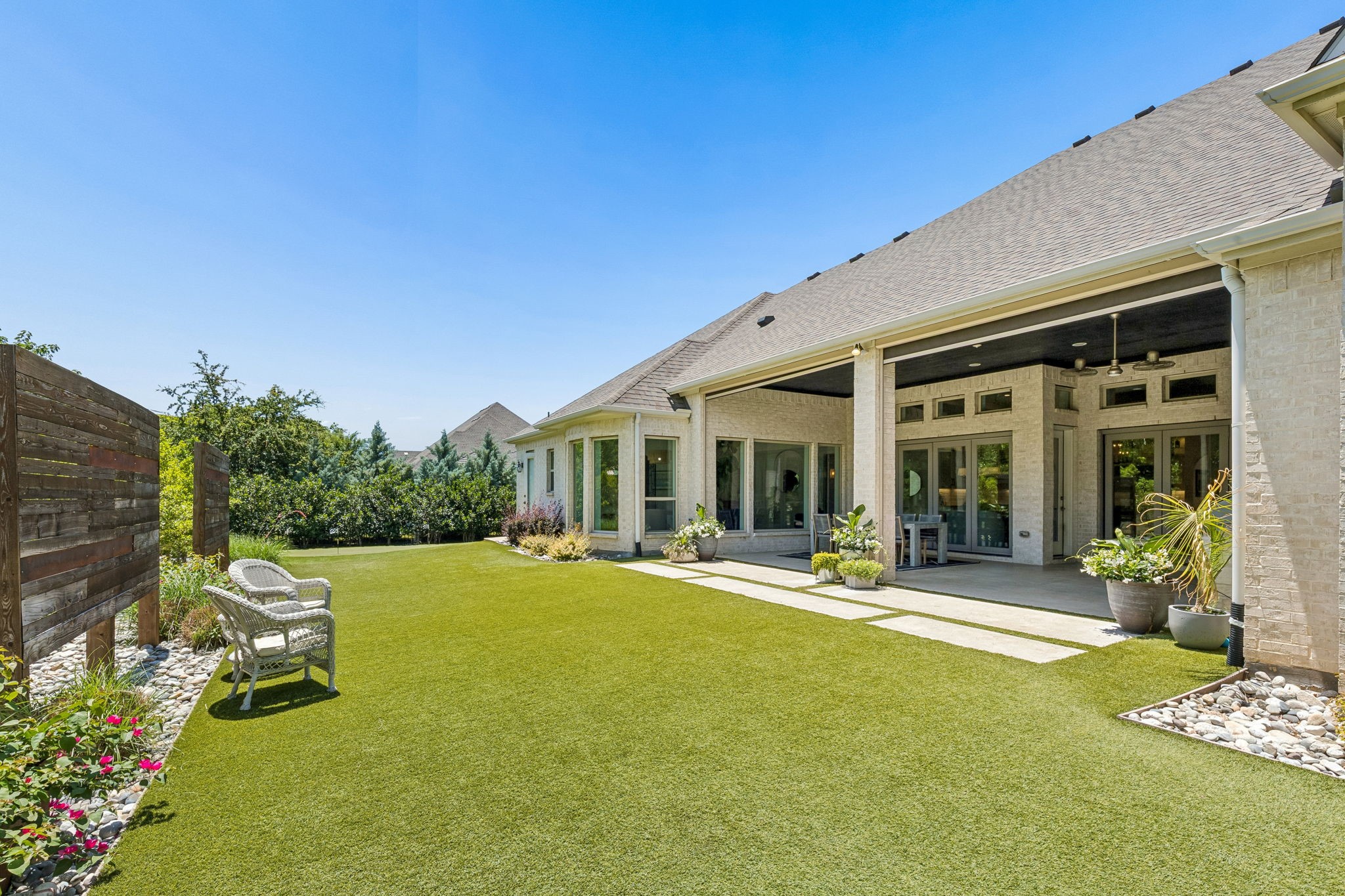 321 Woodsong Way