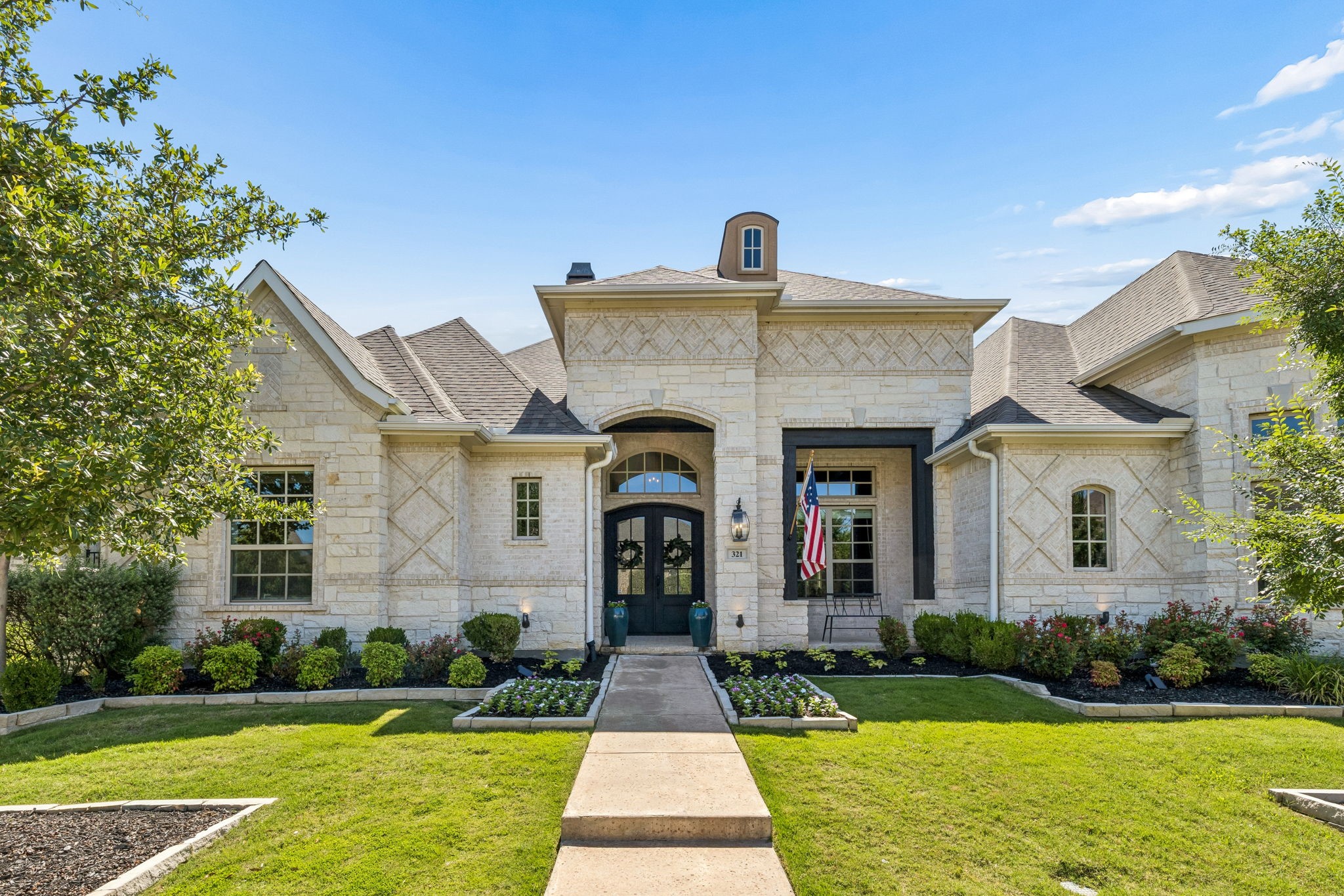 321 Woodsong Way