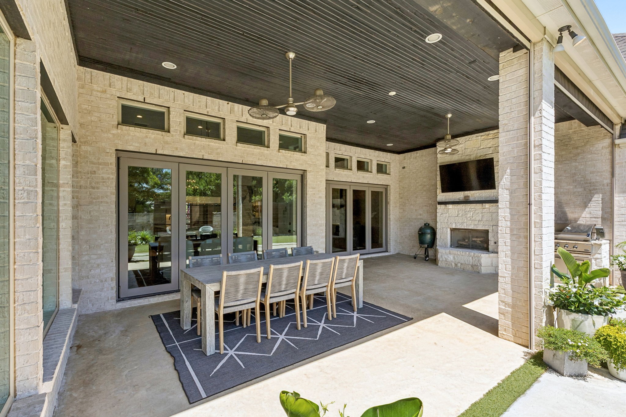 321 Woodsong Way