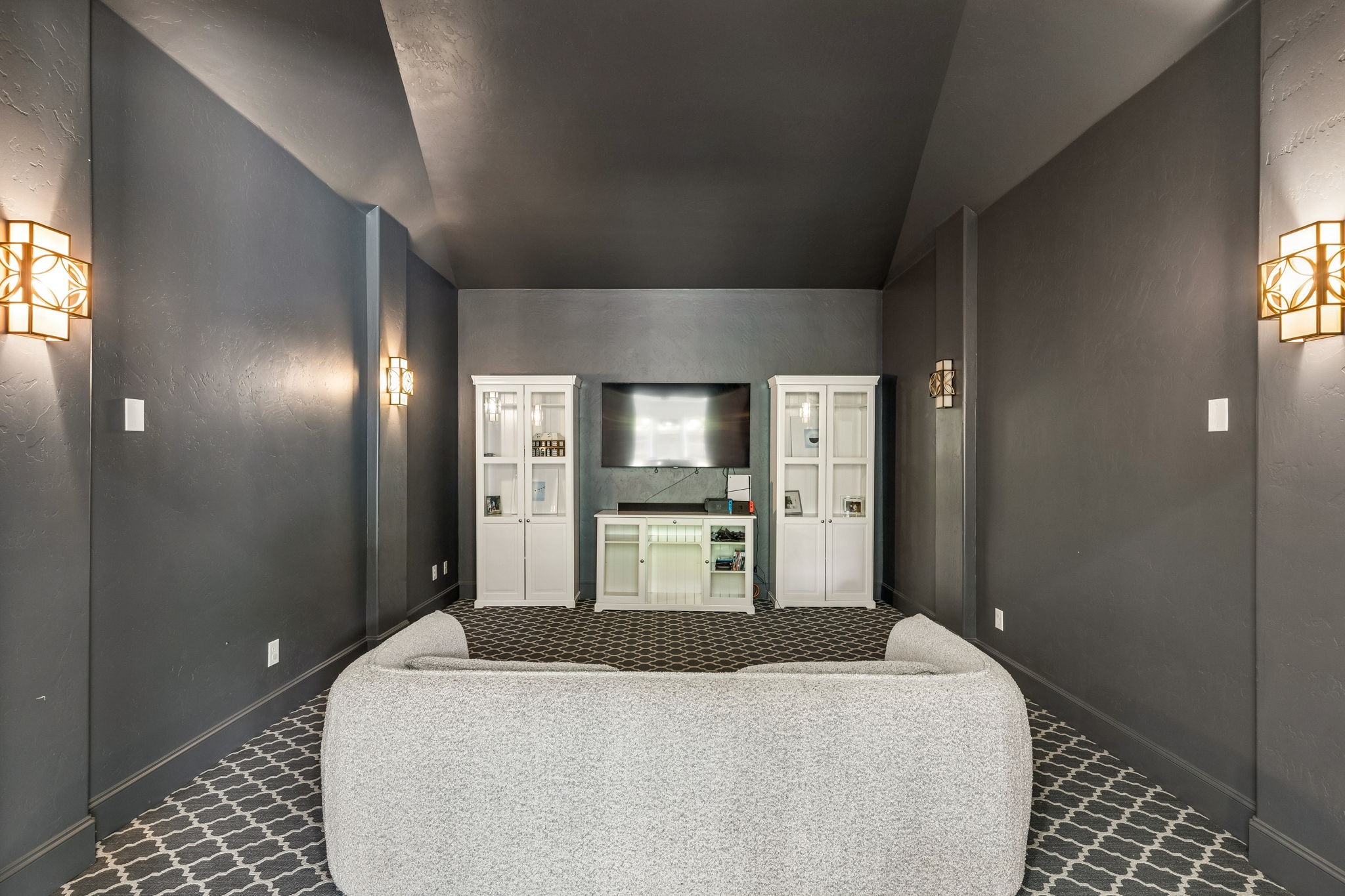 321 Woodsong Way