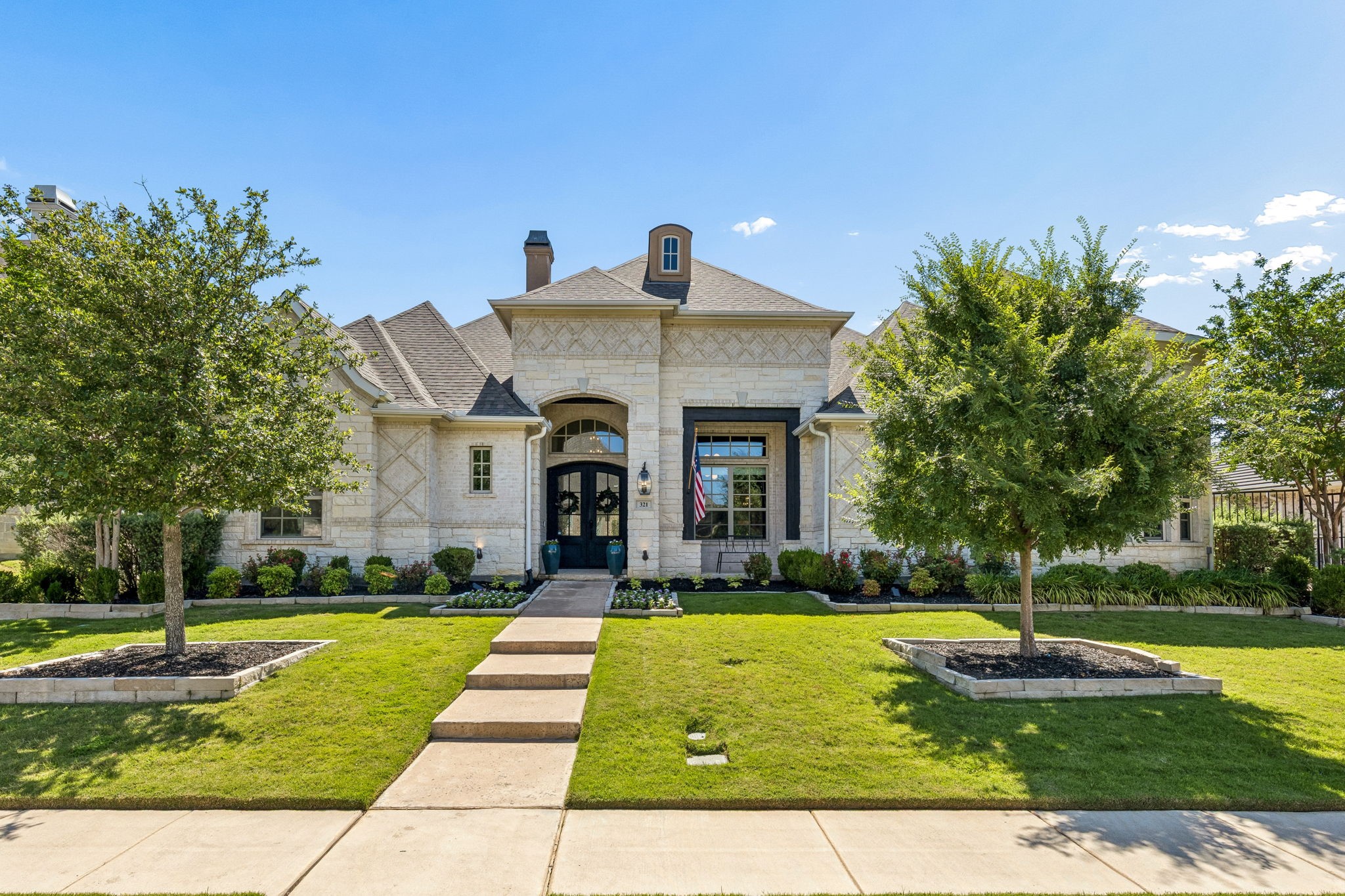 321 Woodsong Way