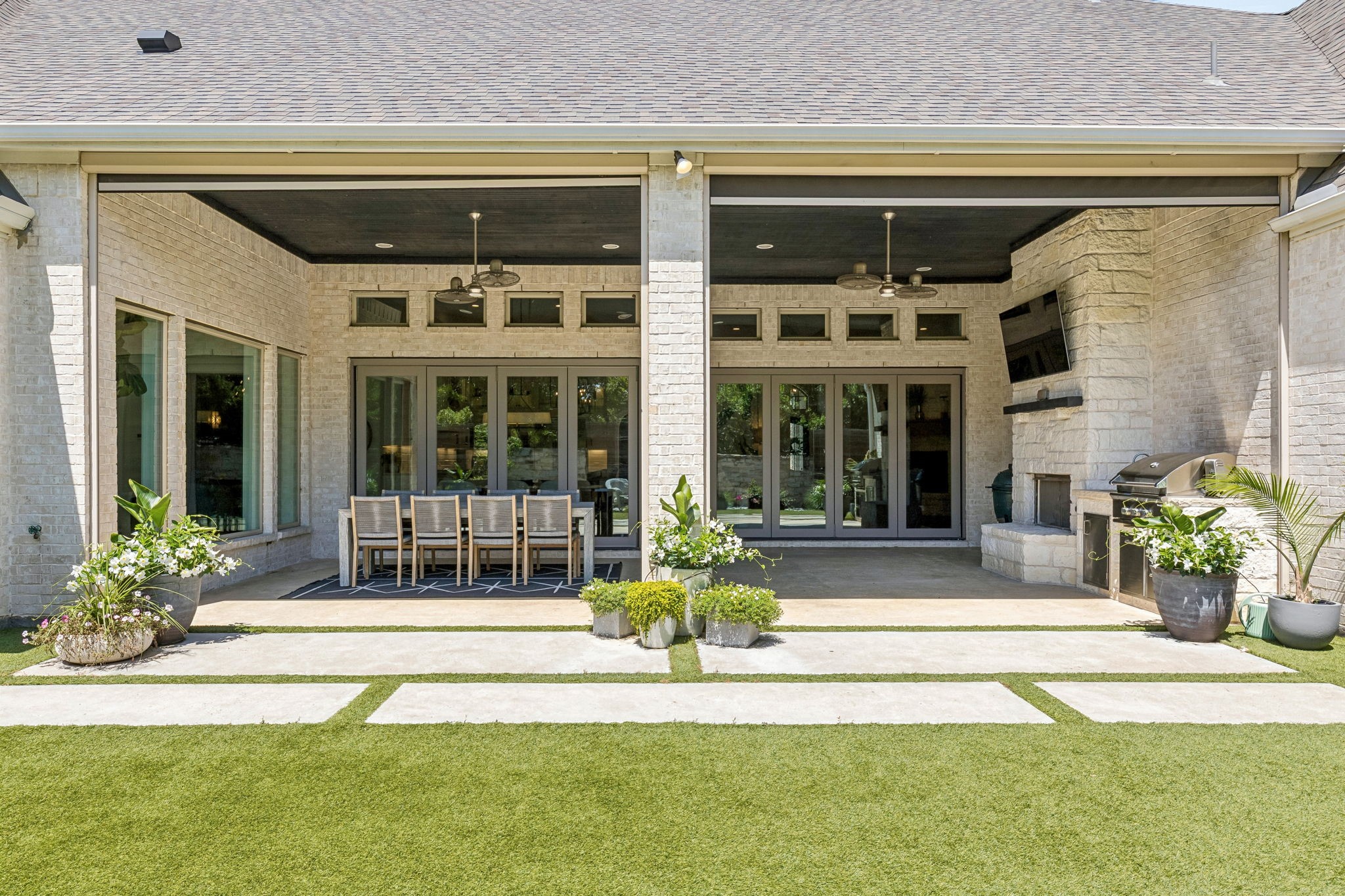 321 Woodsong Way