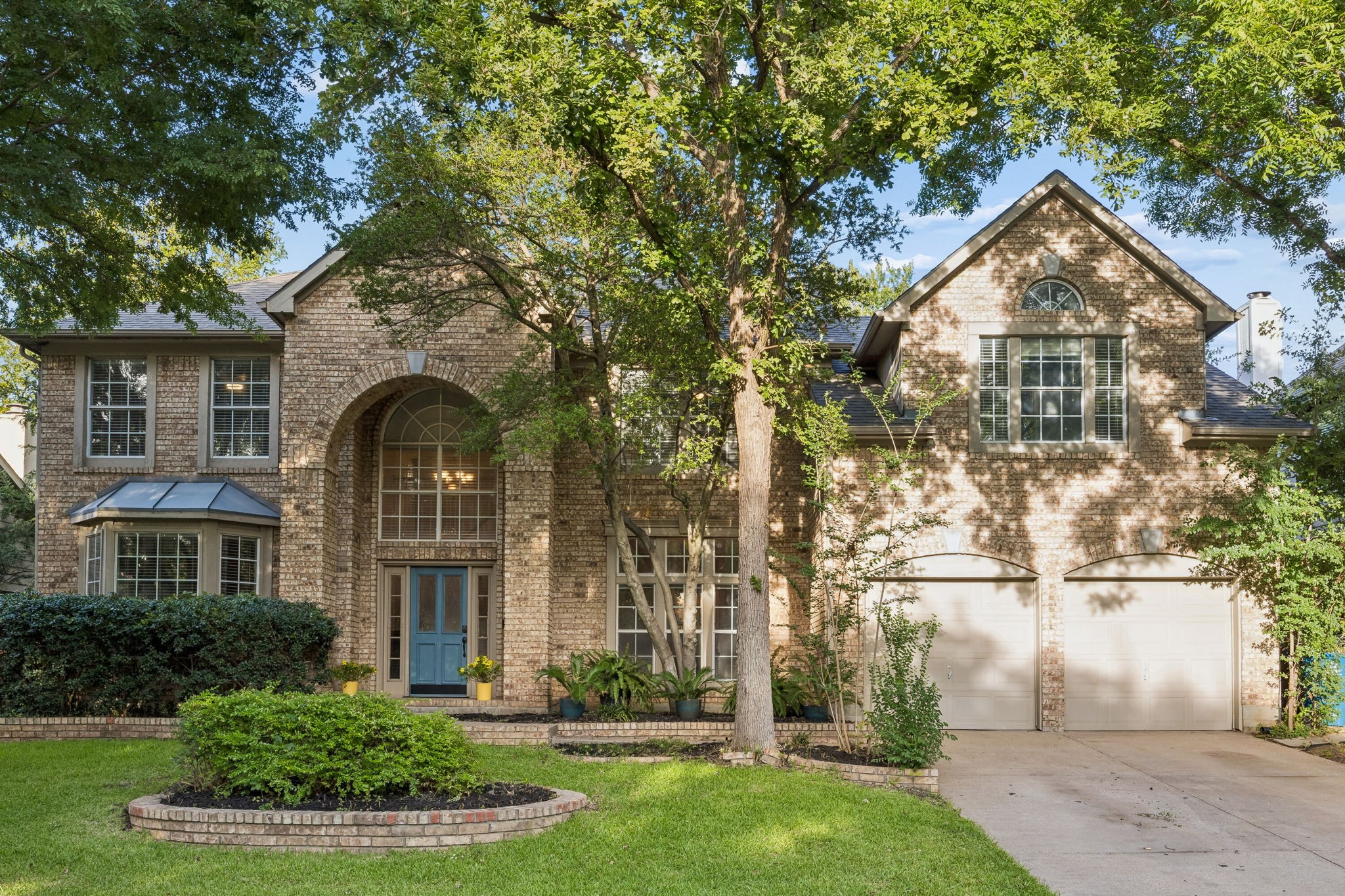 1088 W Winding Creek Drive