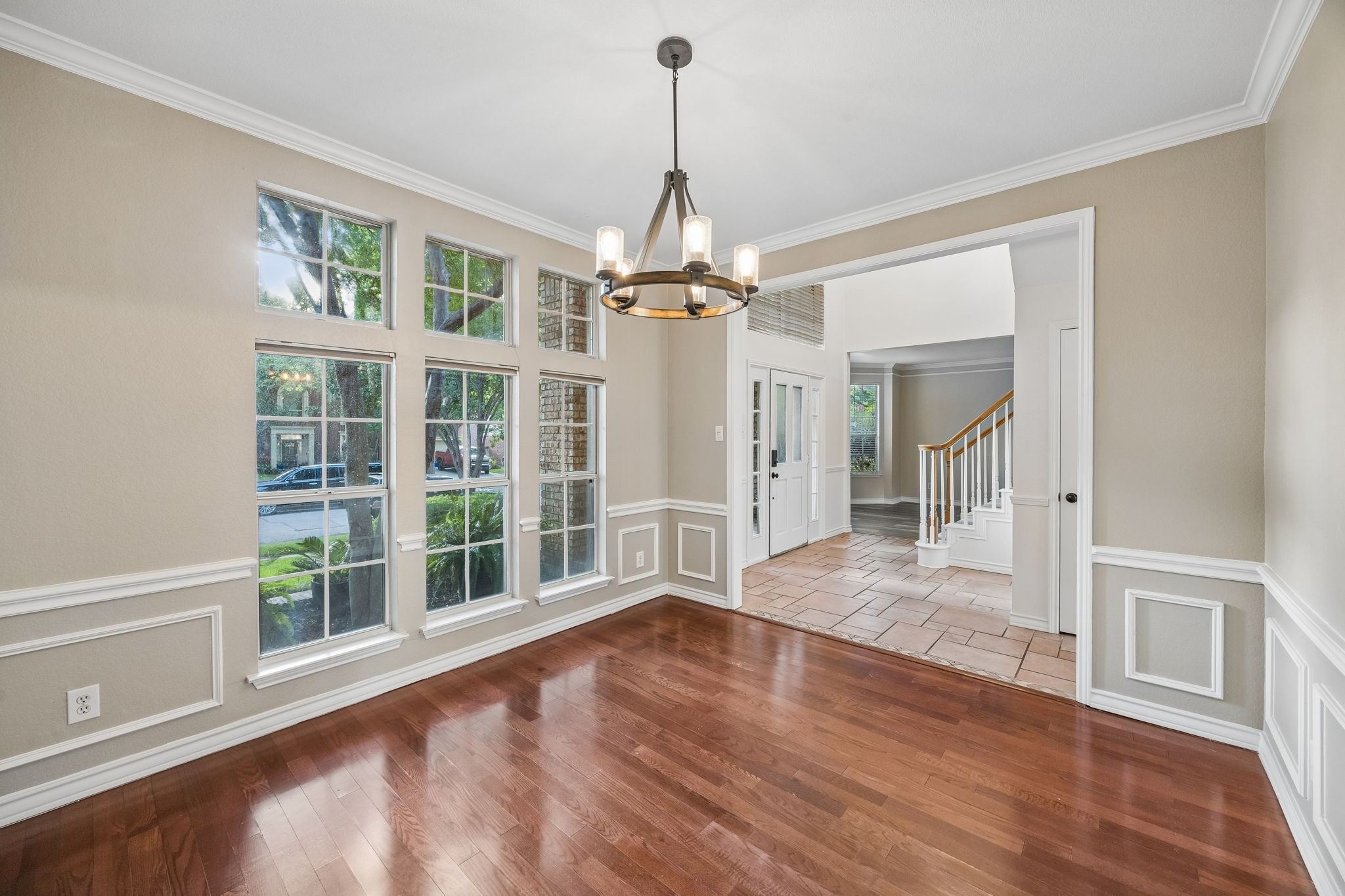 1088 W Winding Creek Drive