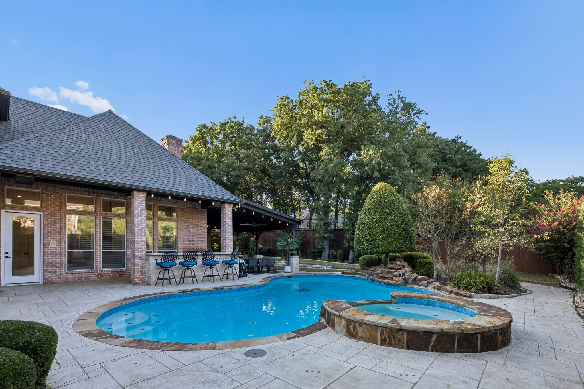 1010 Ashlawn Drive