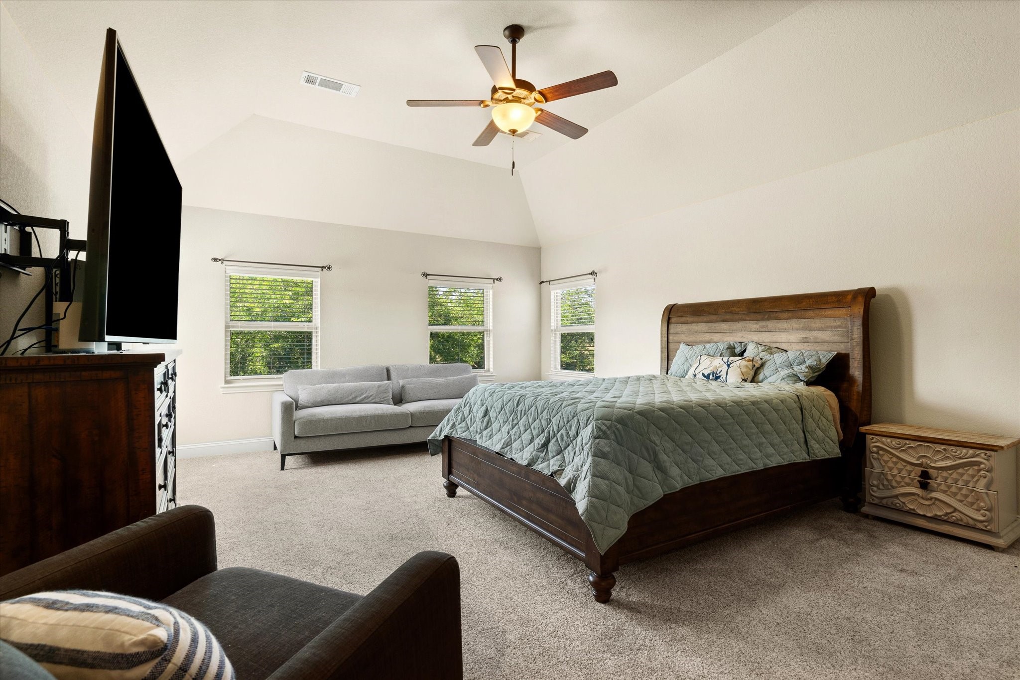 6041 Park View Drive