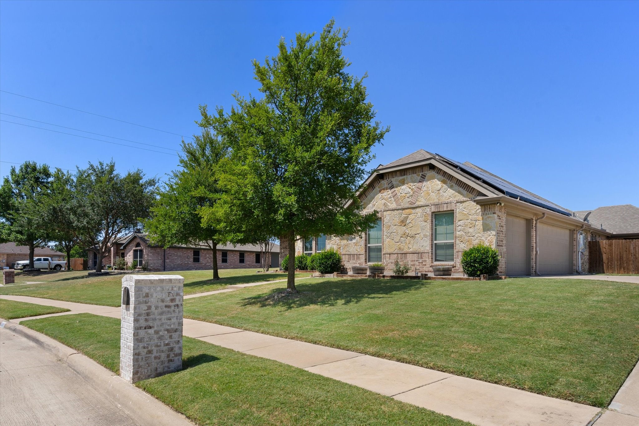 6041 Park View Drive