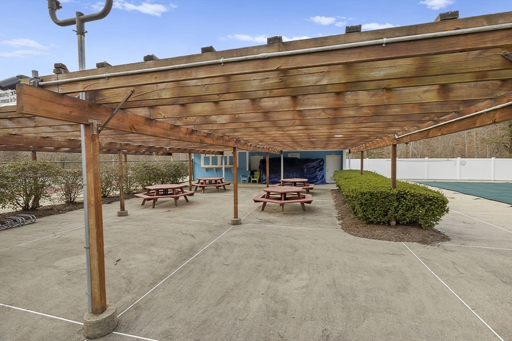 21 Beals Cove