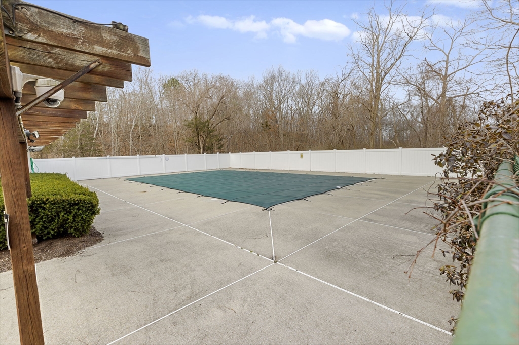 21 Beals Cove