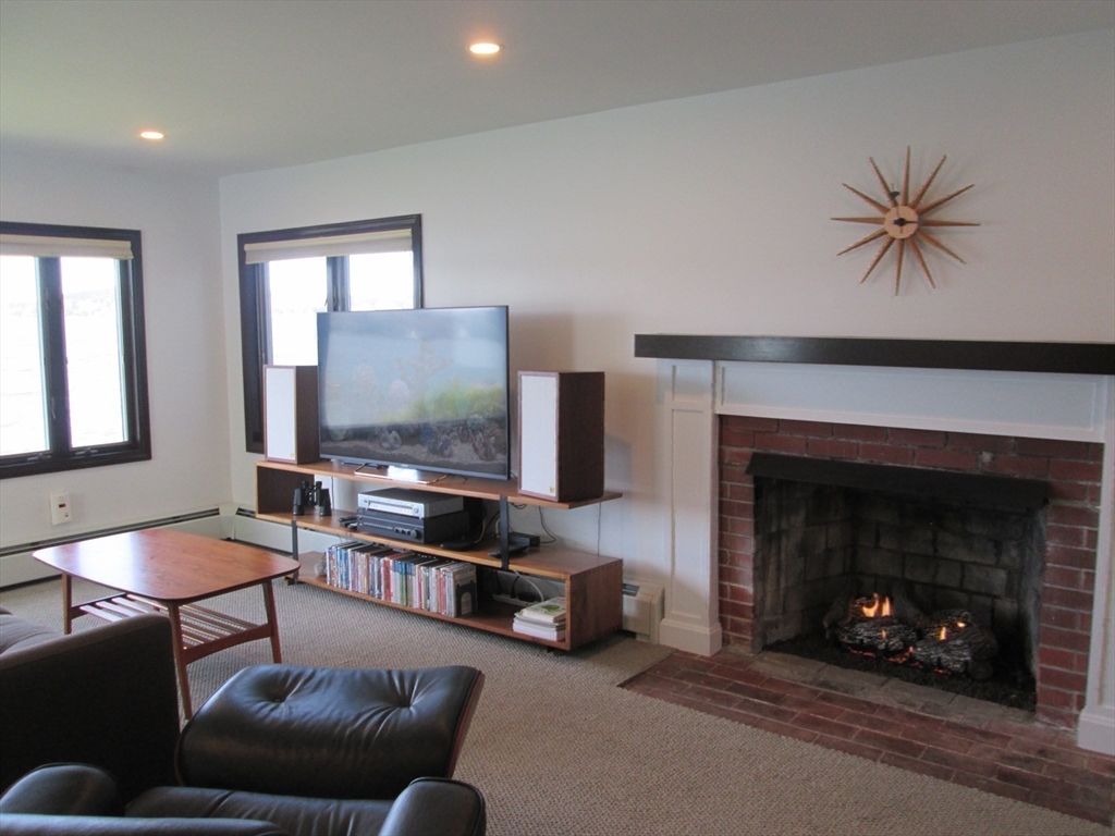 10 Shore Drive (Oceanfront)