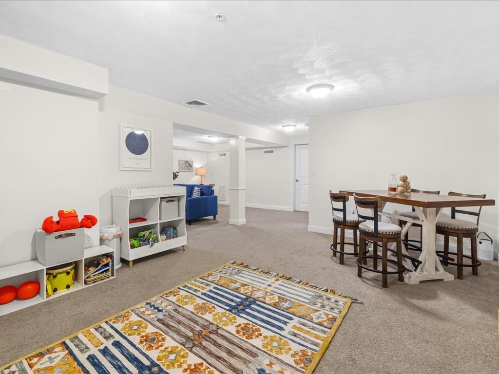 7 Garett Way # 7