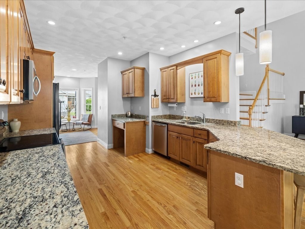 7 Garett Way # 7