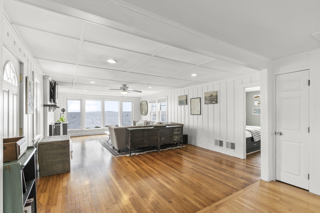 2 Braintree Ave.(Waterfront)