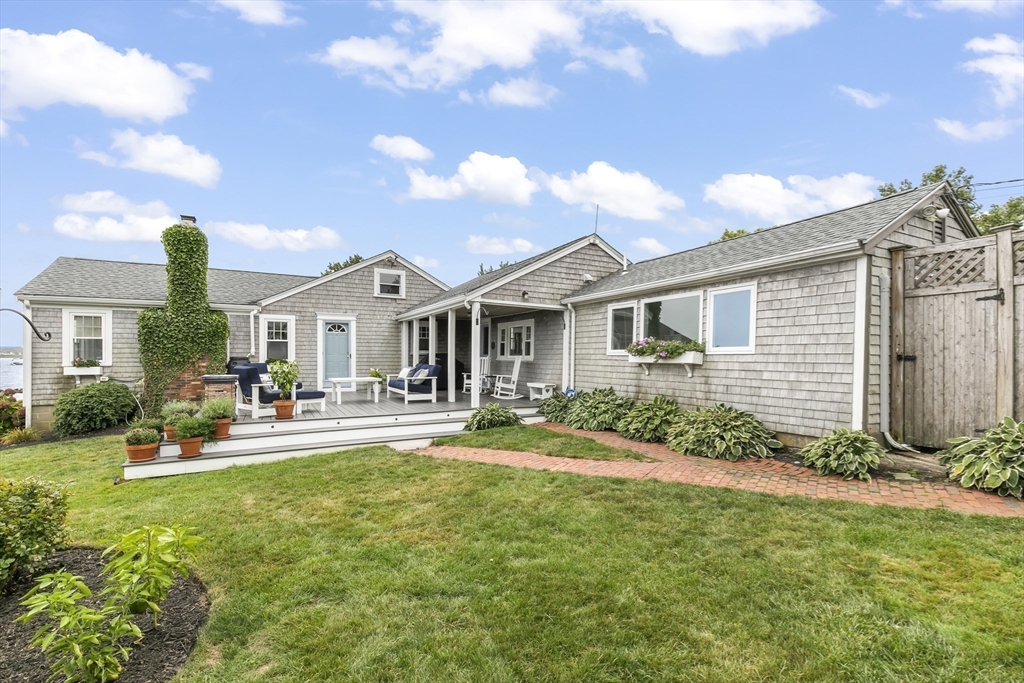 2 Braintree Ave.(Waterfront)