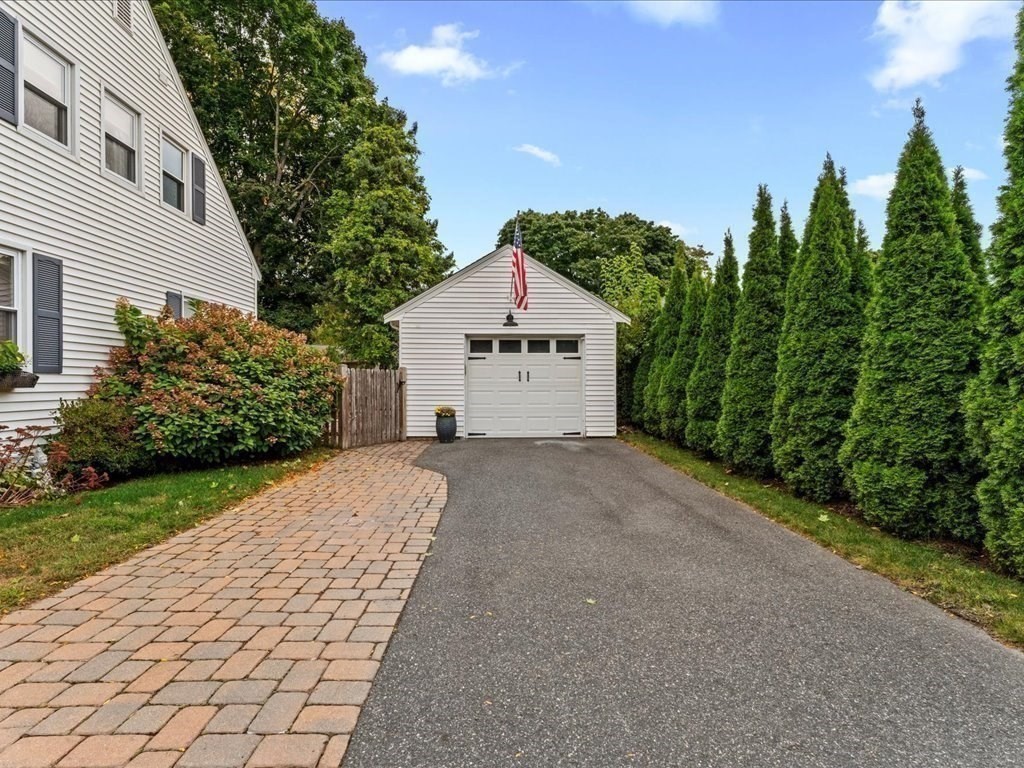 24 Saxony Road