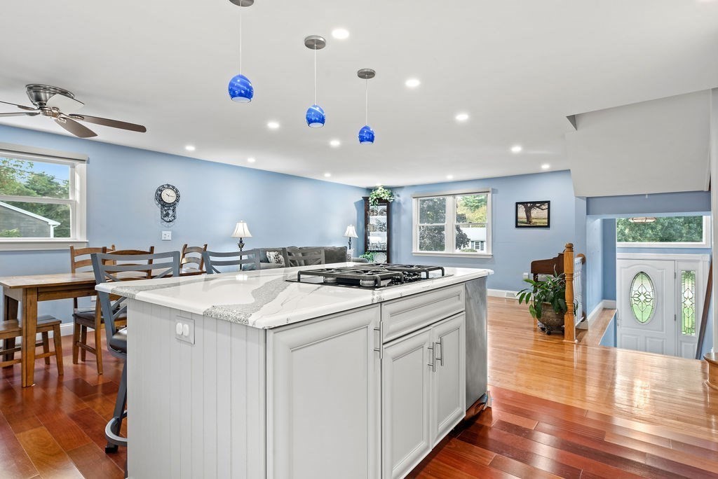 43 Balsam Ave