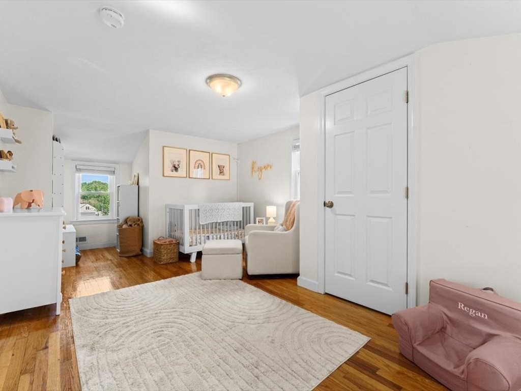 17 Clifton Ave