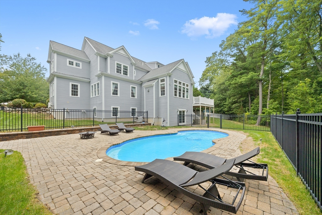 44 Stone Meadow Lane