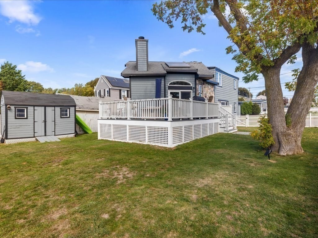 37 Pawsey St