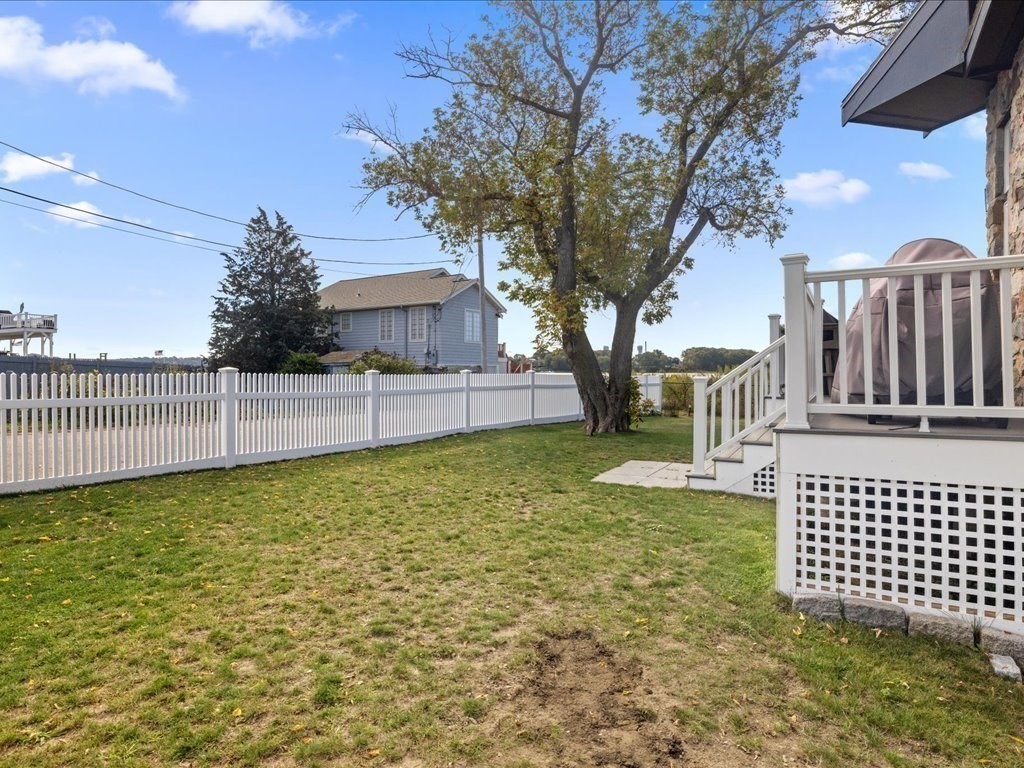 37 Pawsey St