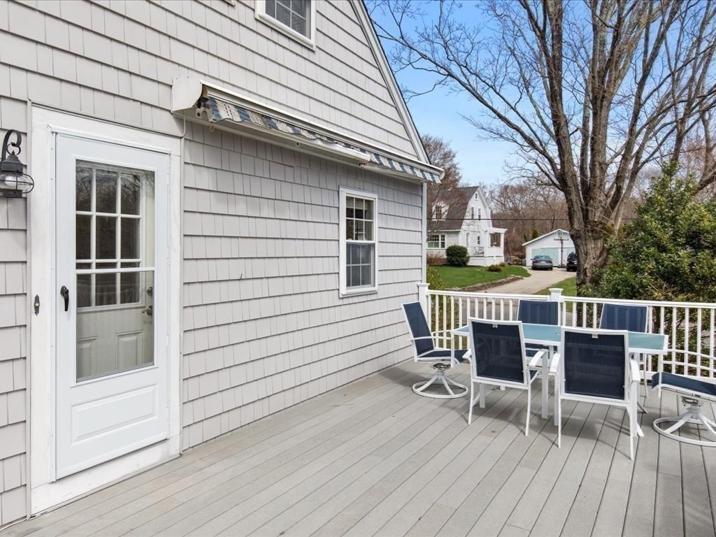 18 Hillside Rd