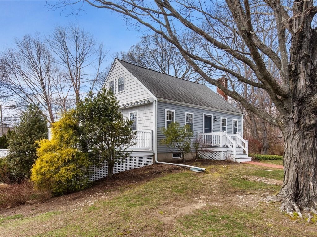 18 Hillside Rd