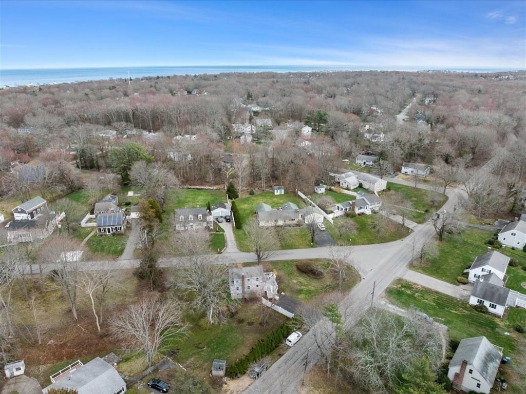 18 Hillside Rd