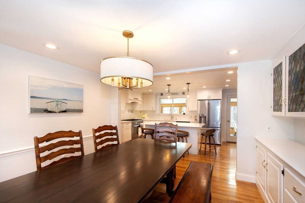 18 Longmeadow Rd