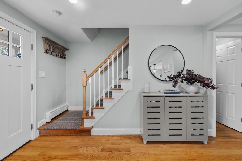 184 Booth Hill Rd
